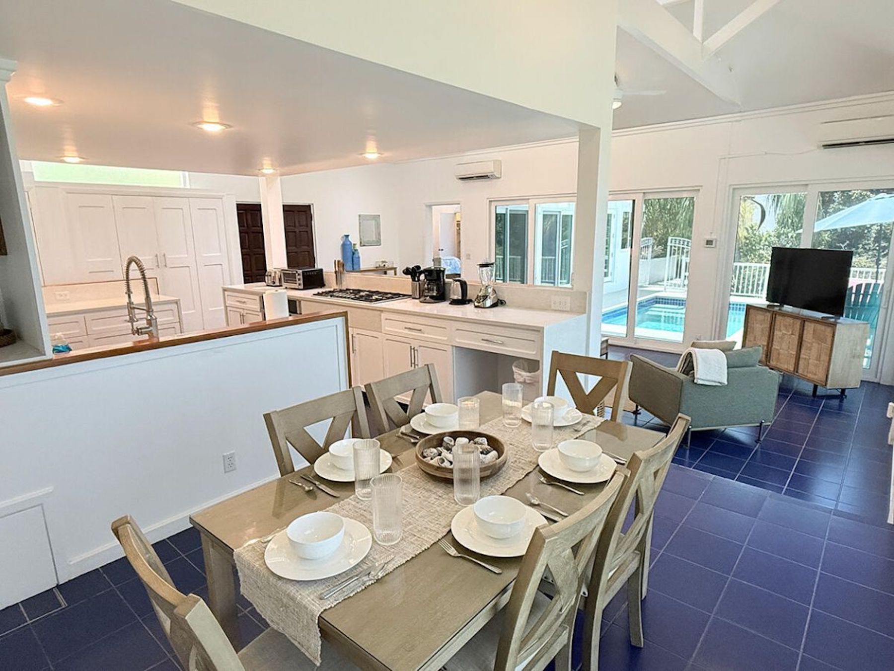 Indoor dining