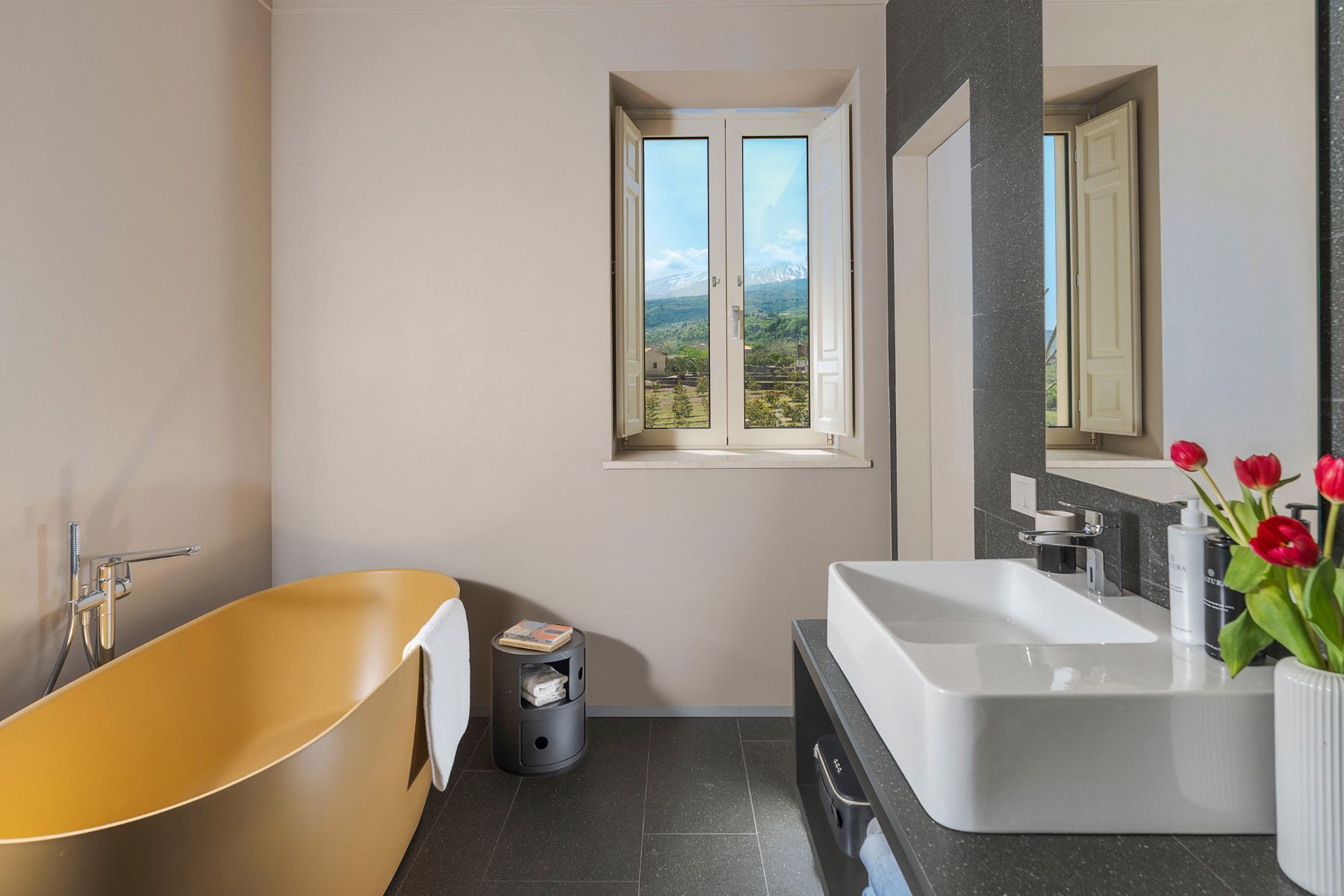 Fiume villa photo.