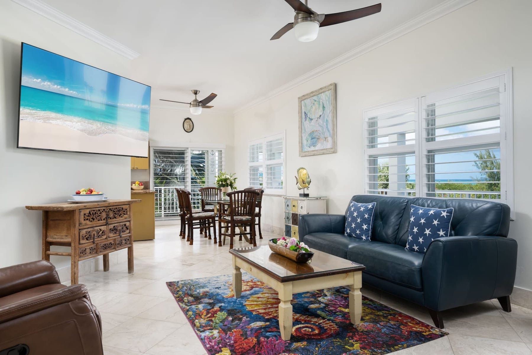 Upstairs Living Area