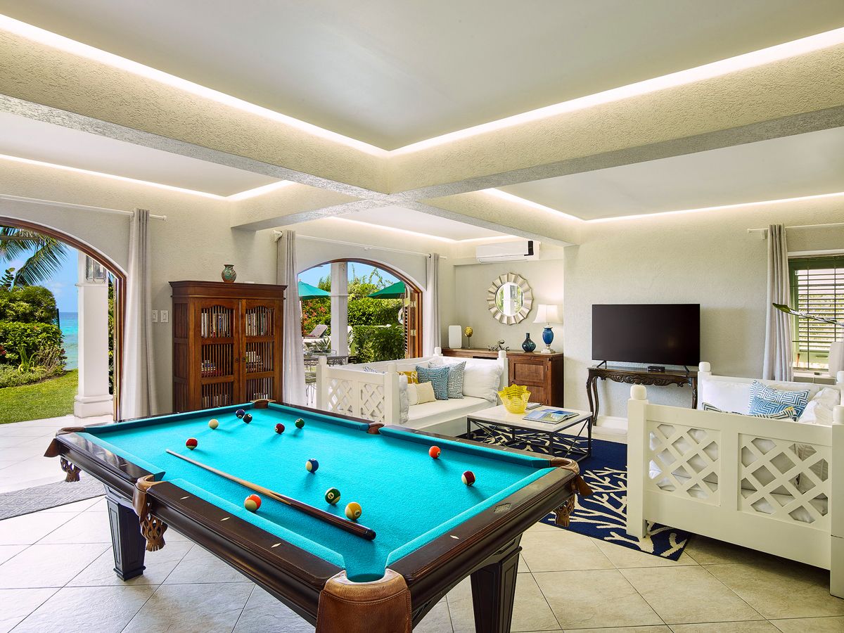 Living and entertainment room