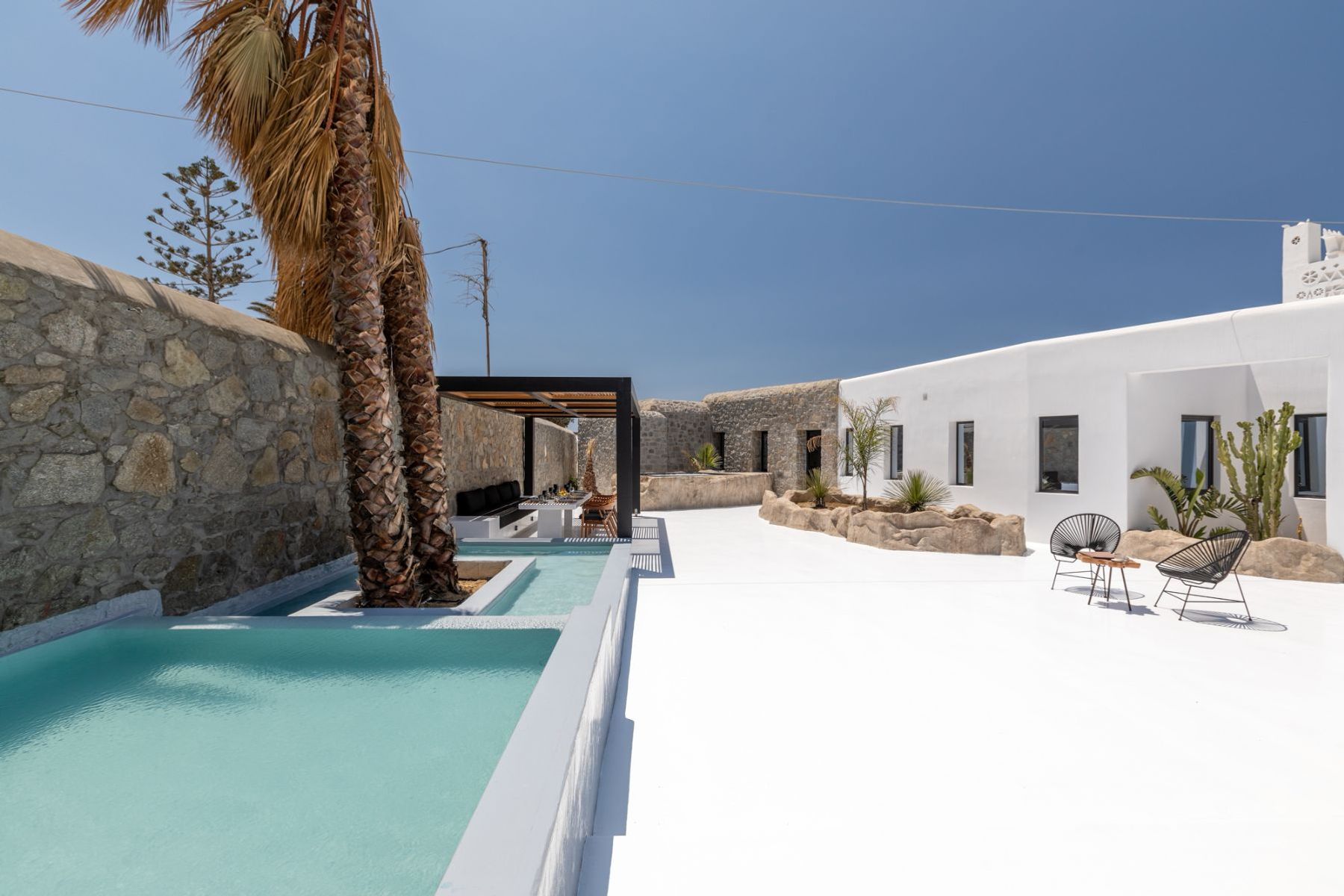Aquamarine villa photo.