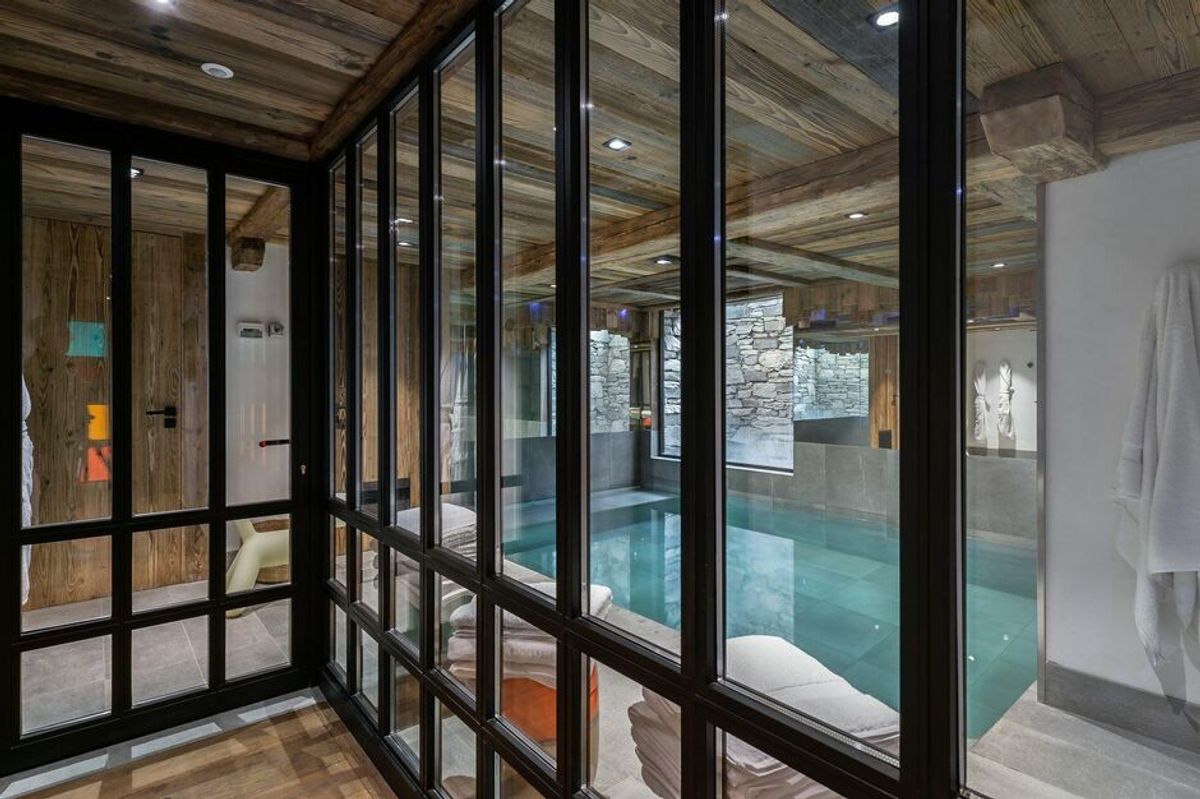Chalet Snowy Breeze villa photo.