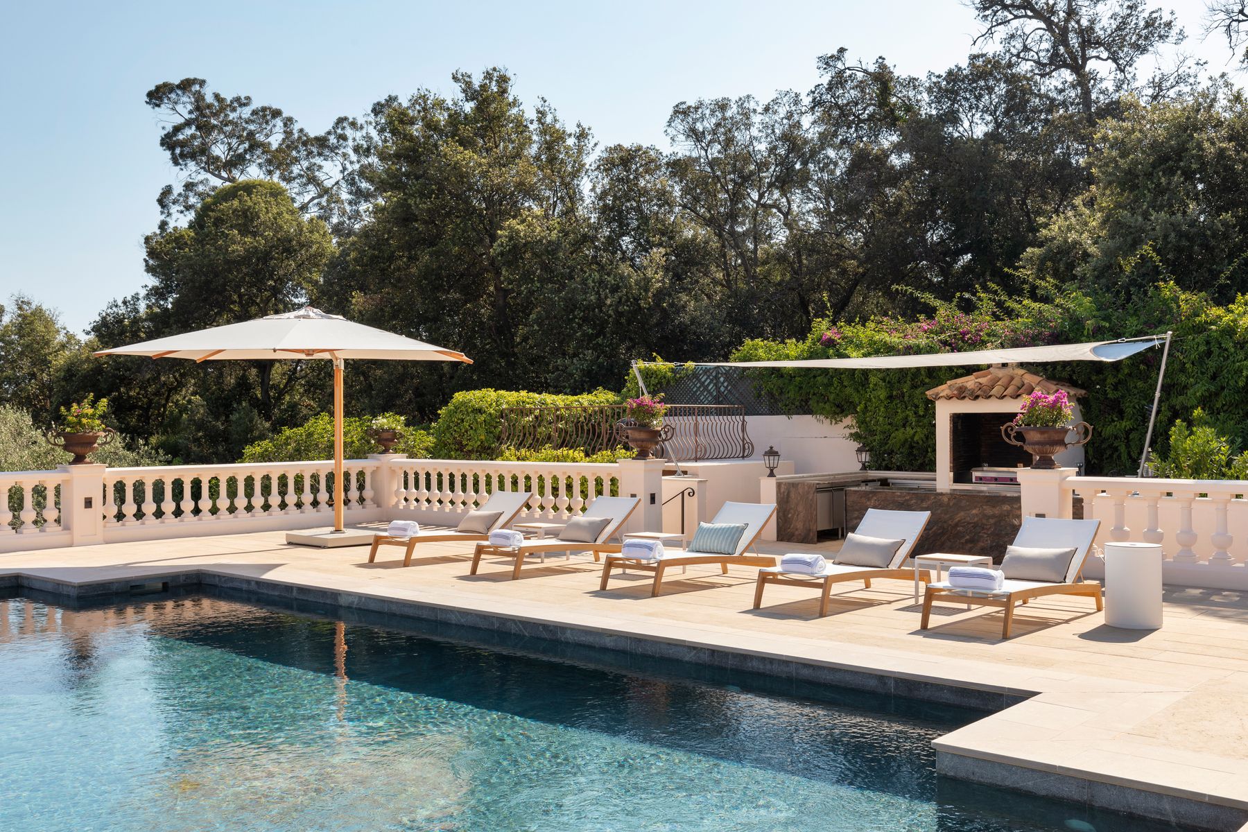 Le Grand Jardin villa photo.