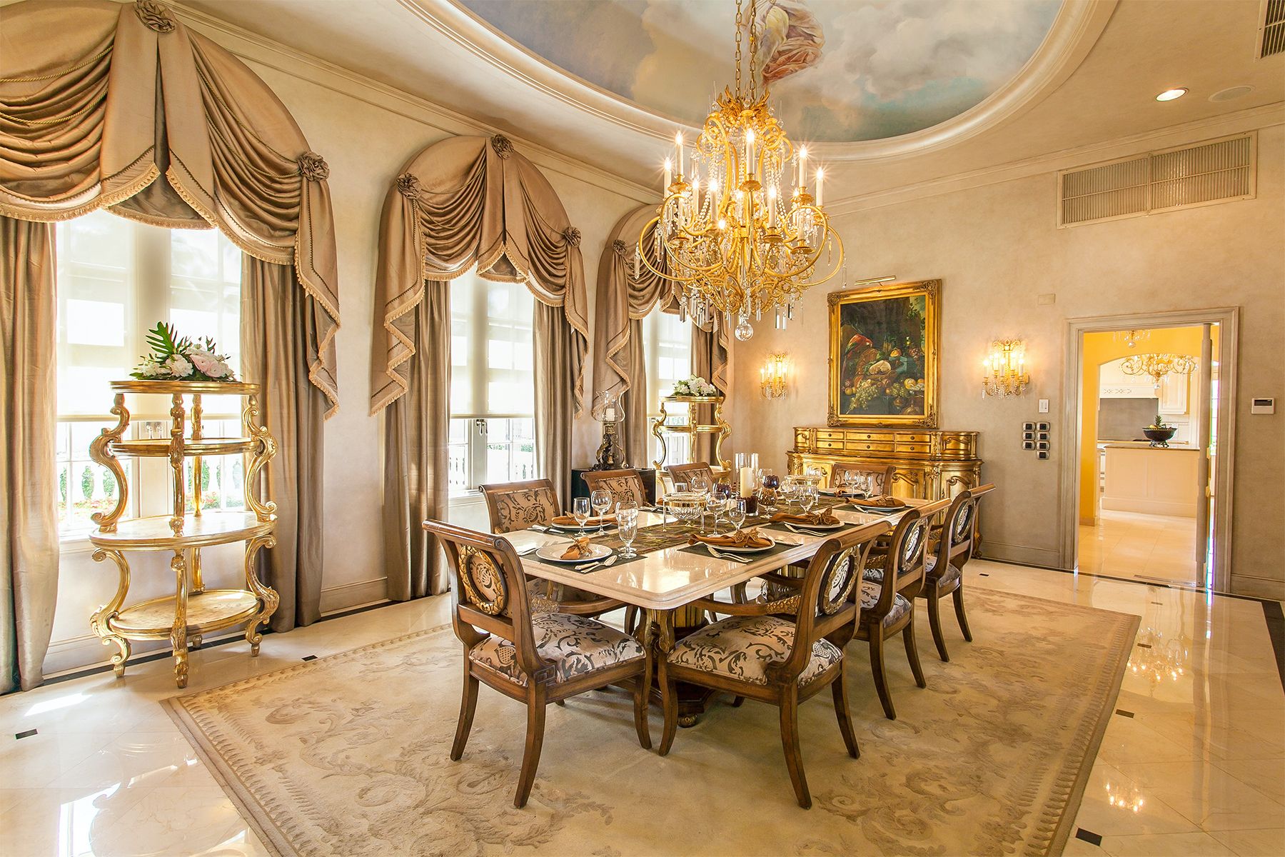 Formal Dining