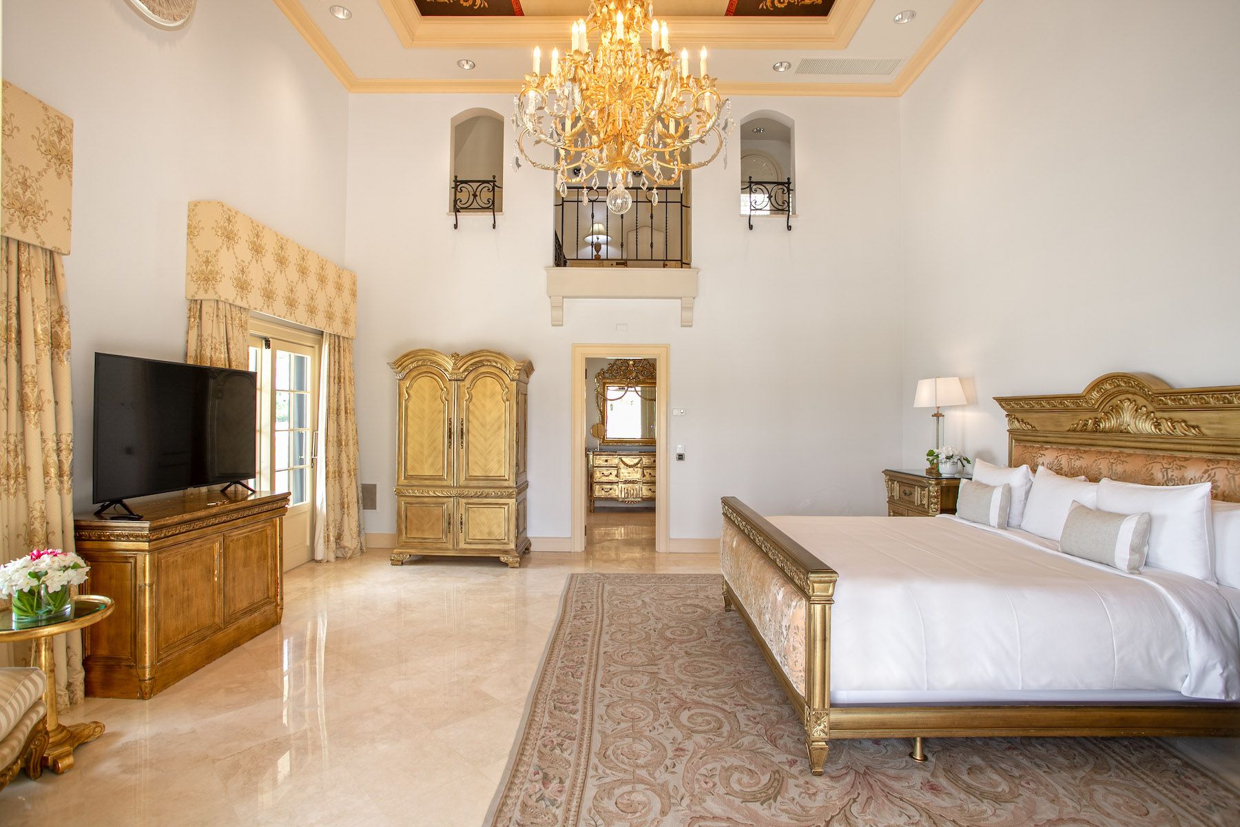 Chateau Suite