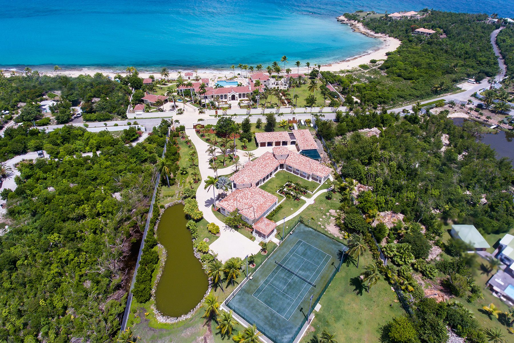 Le Chateau des Palmiers villa photo.