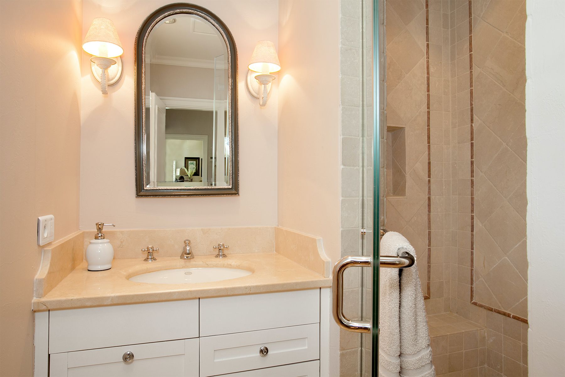 Ensuite