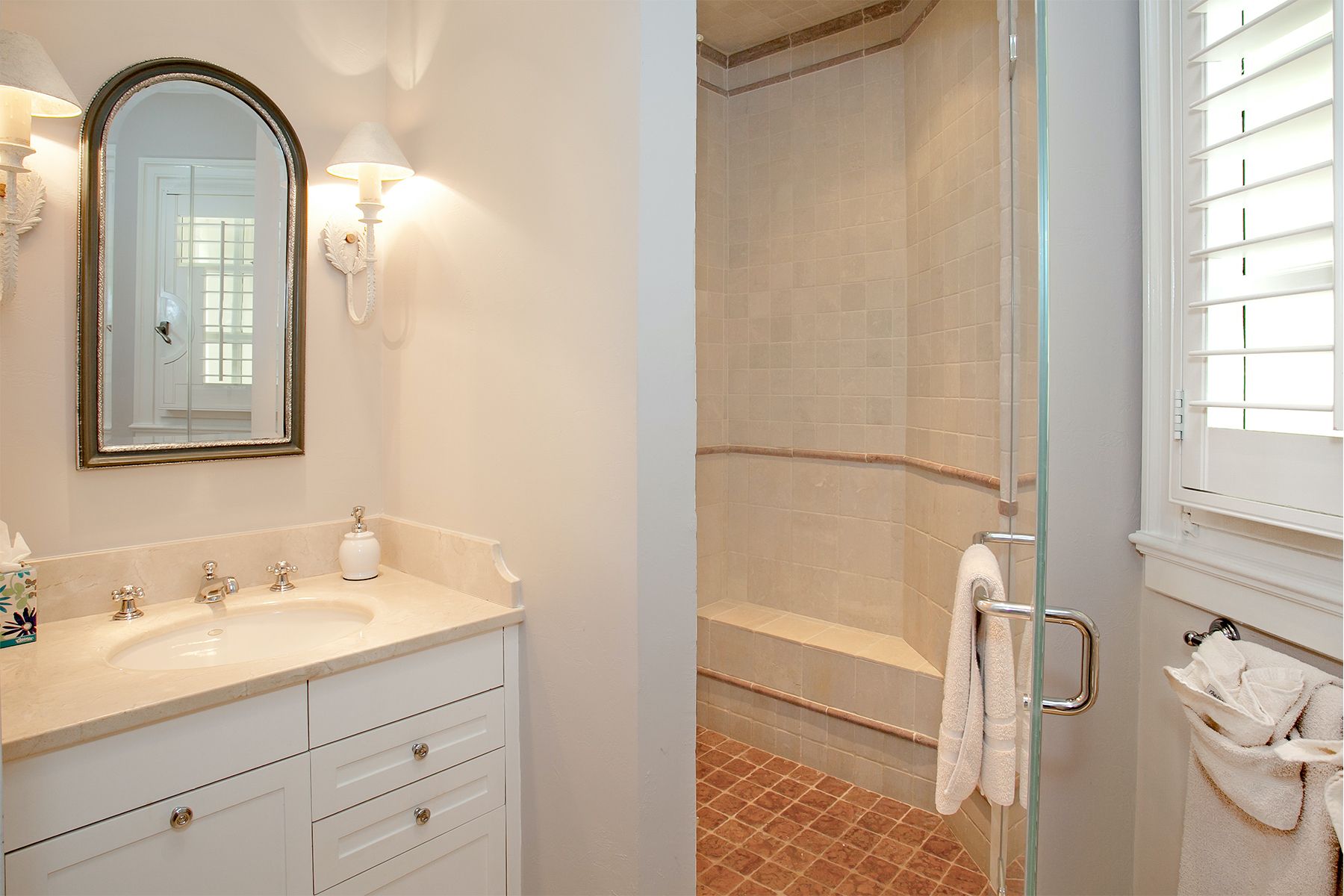 Ensuite
