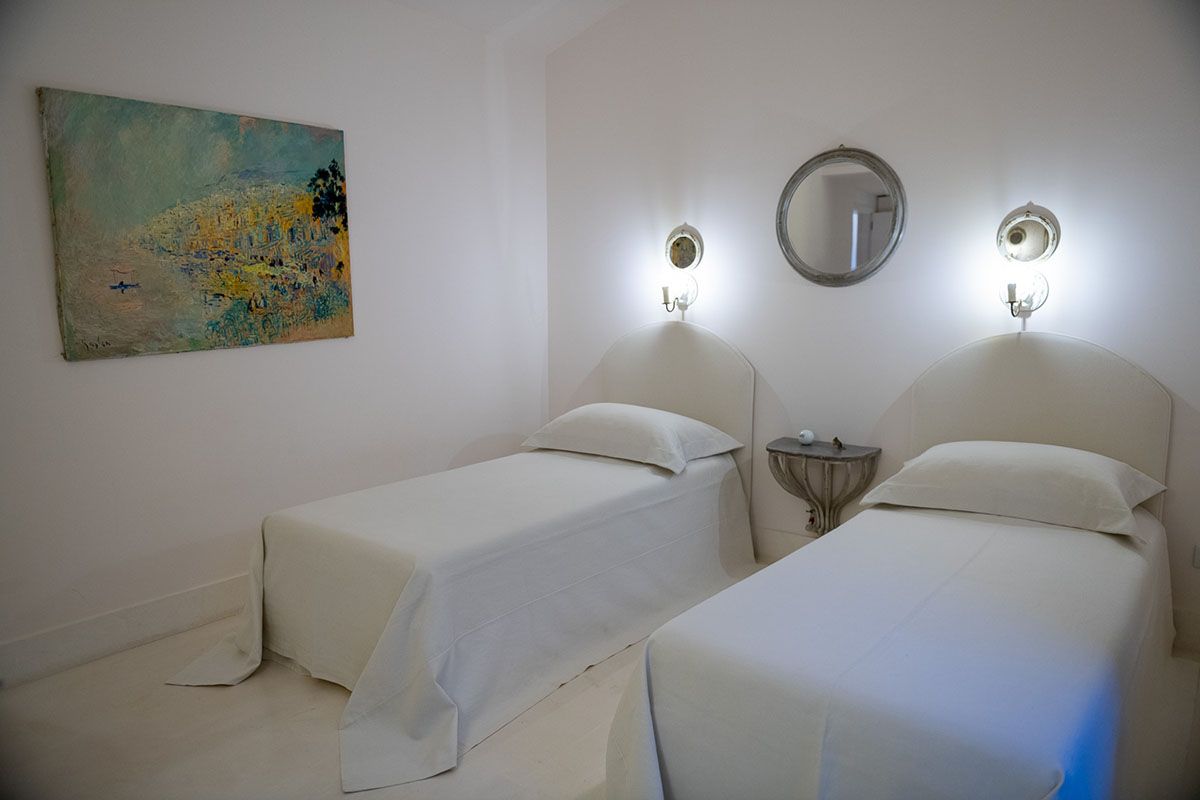 Twin Bedroom