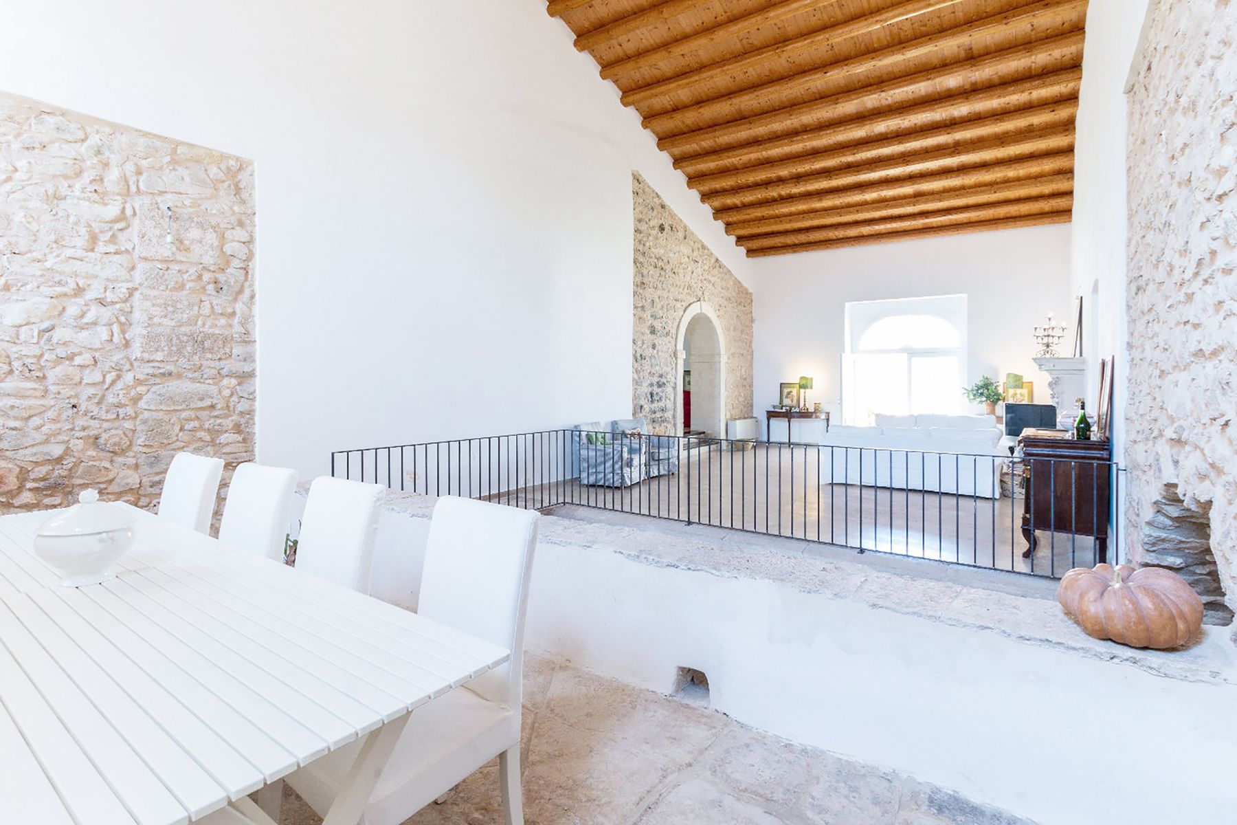 Baronessa villa photo.