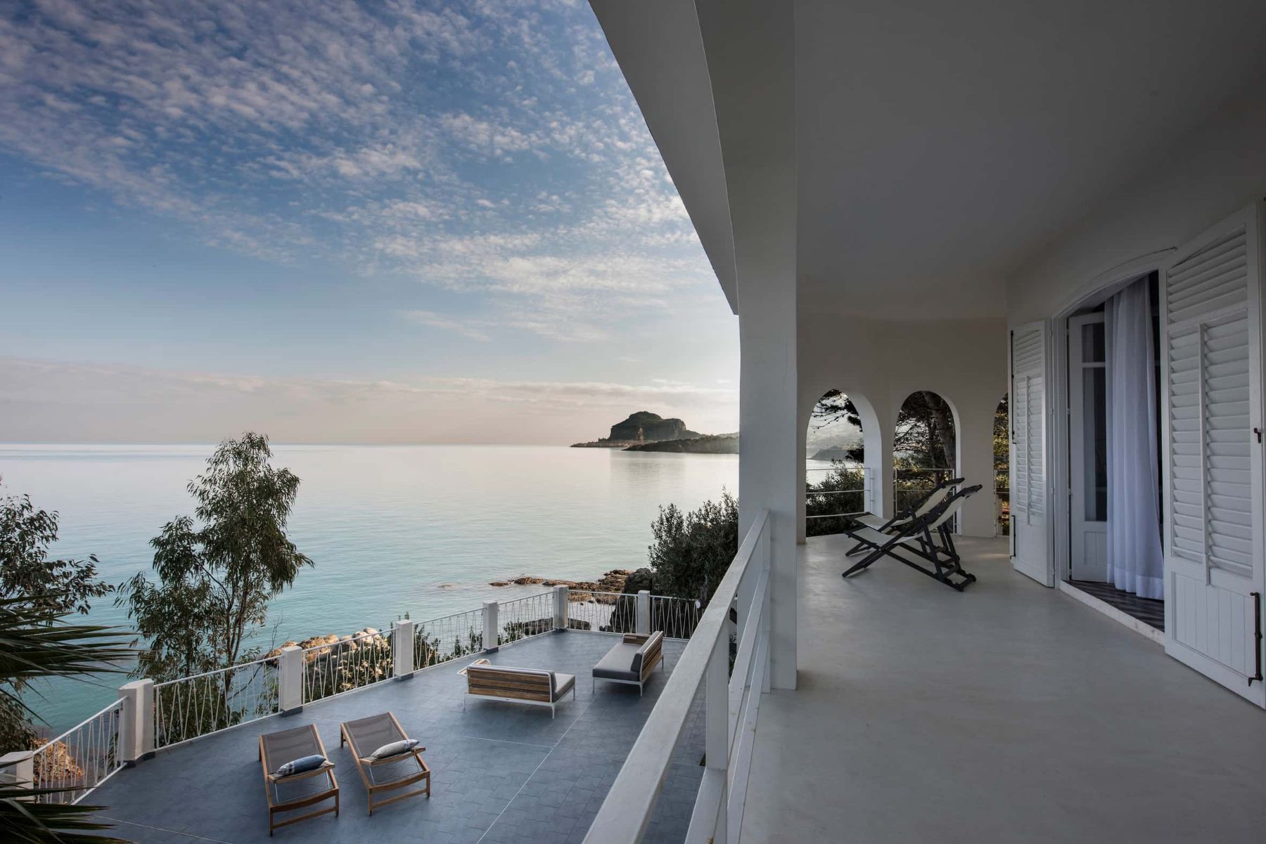 Dione villa photo.
