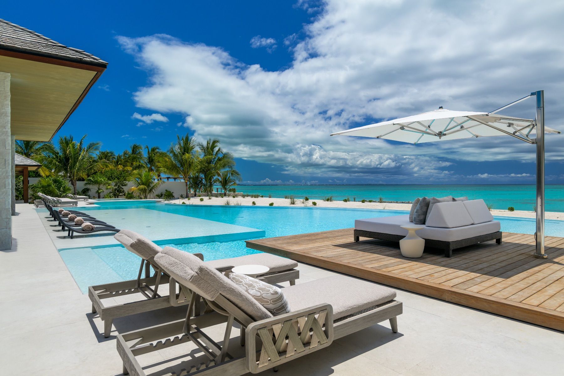 Footprints villa photo.