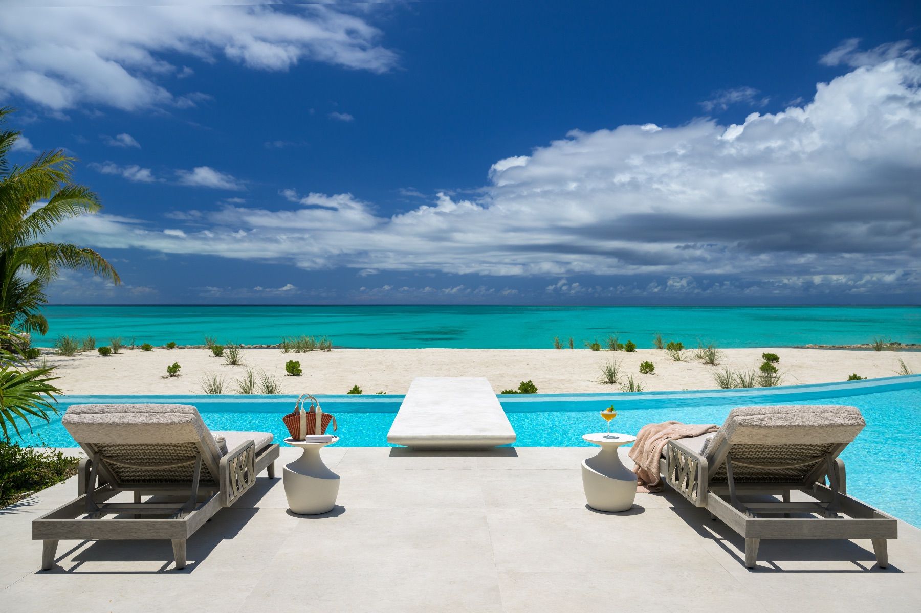 Footprints villa photo.