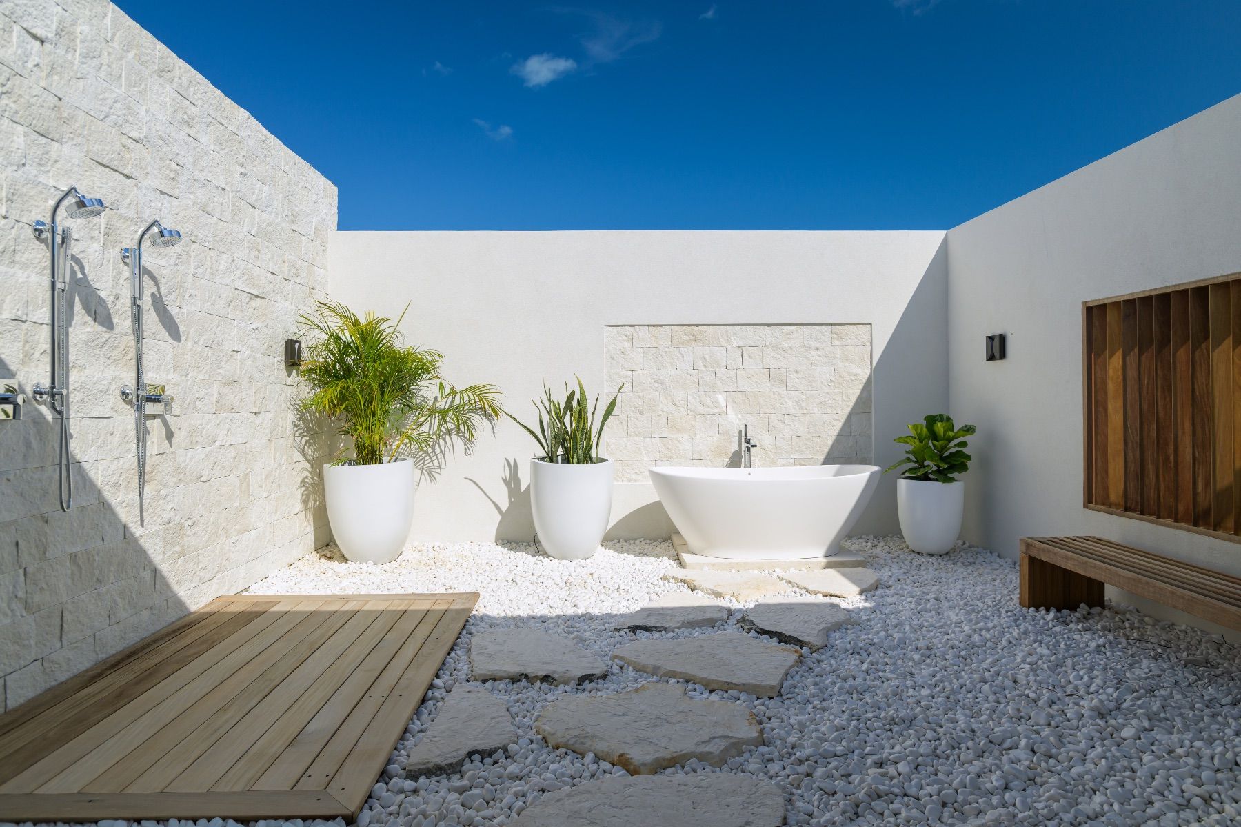 Upper Level Principal Outdoor Bathtub and Shower
