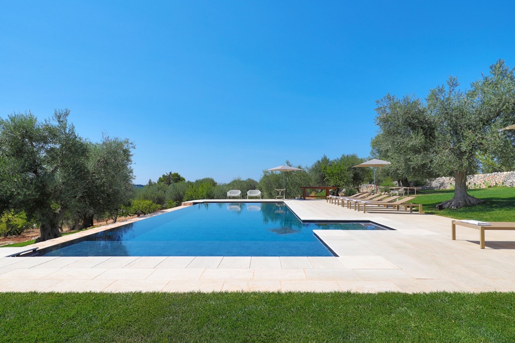 Swimming pool at Masseria La Fontana