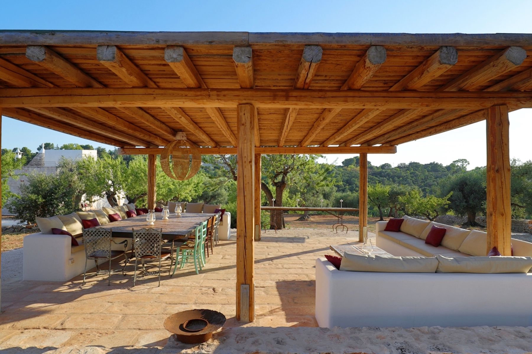 Alfresco dining