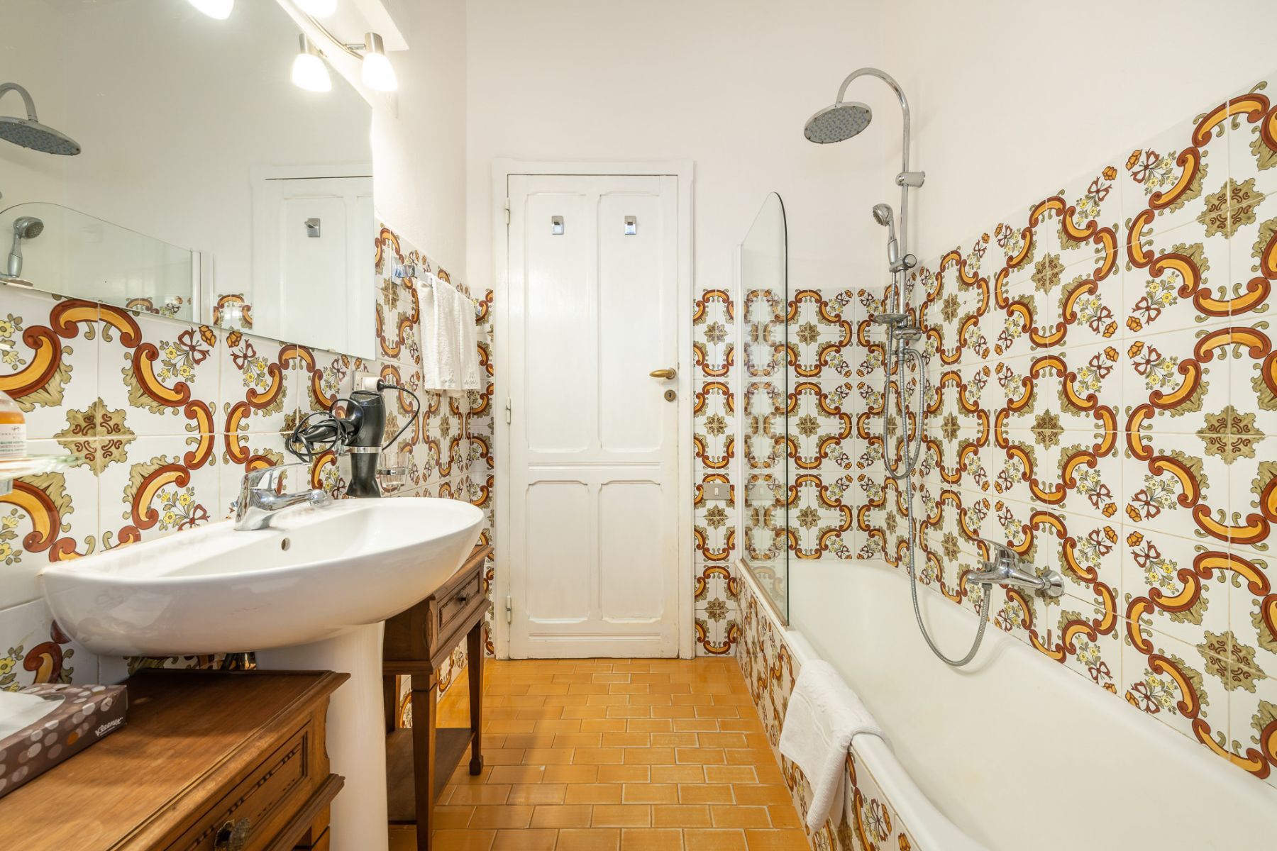 Pacifico villa photo.
