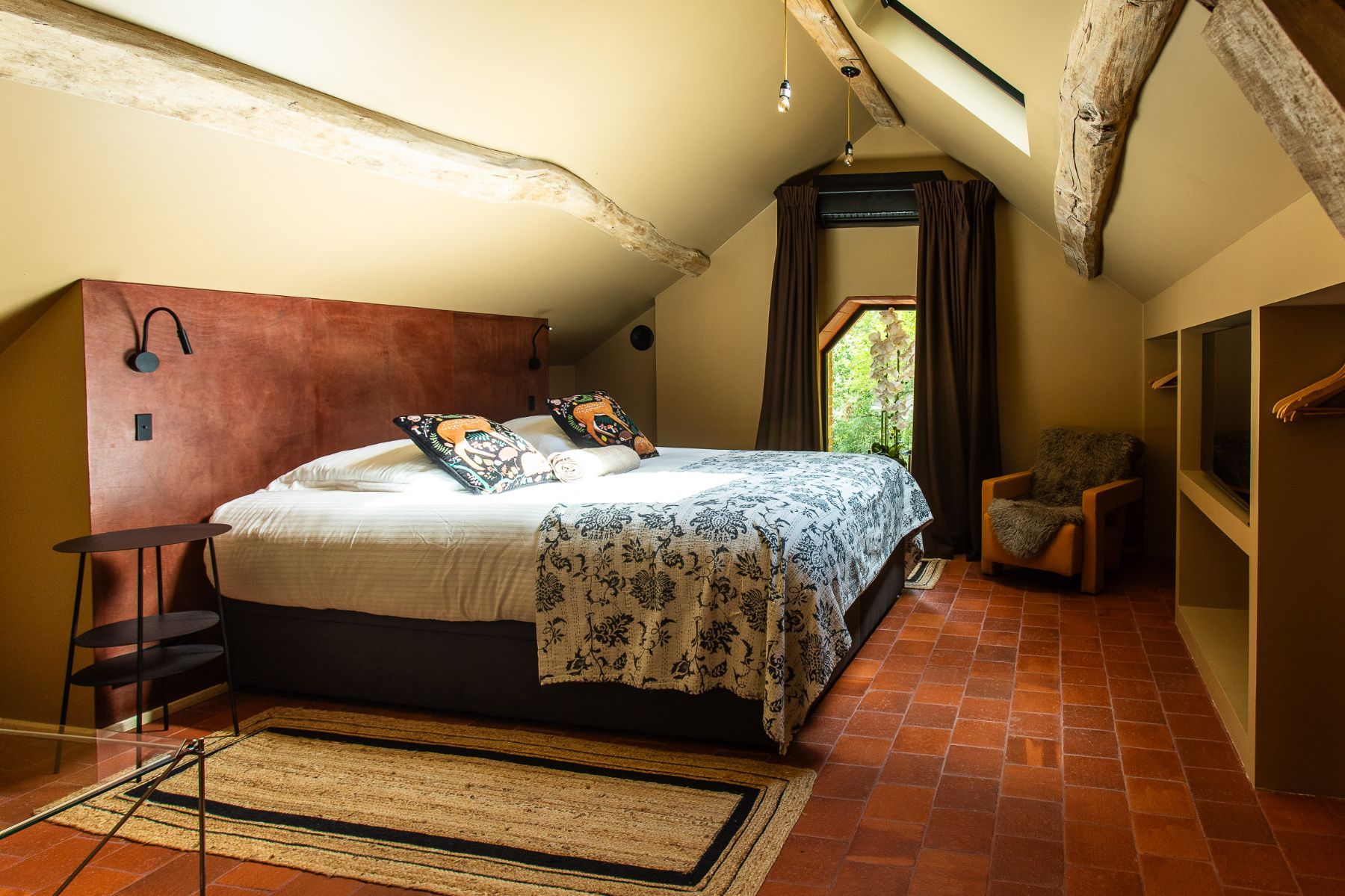 Saint Laurent Maison villa photo.