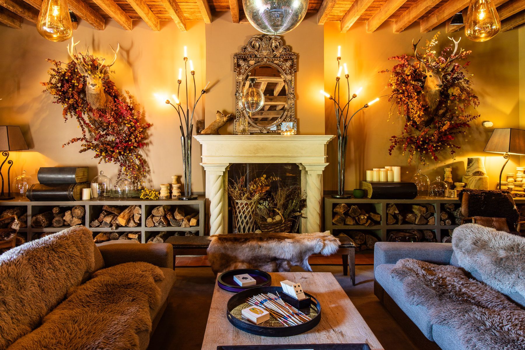 Saint Laurent Maison villa photo.