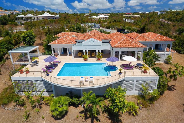 Oceane Villa is located in Terres Basses on the French side of St. Martin