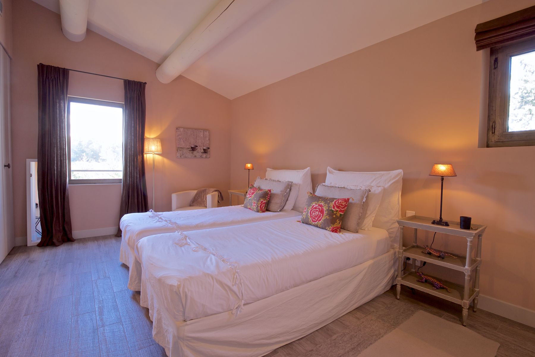 Mas des Randonneurs villa photo.