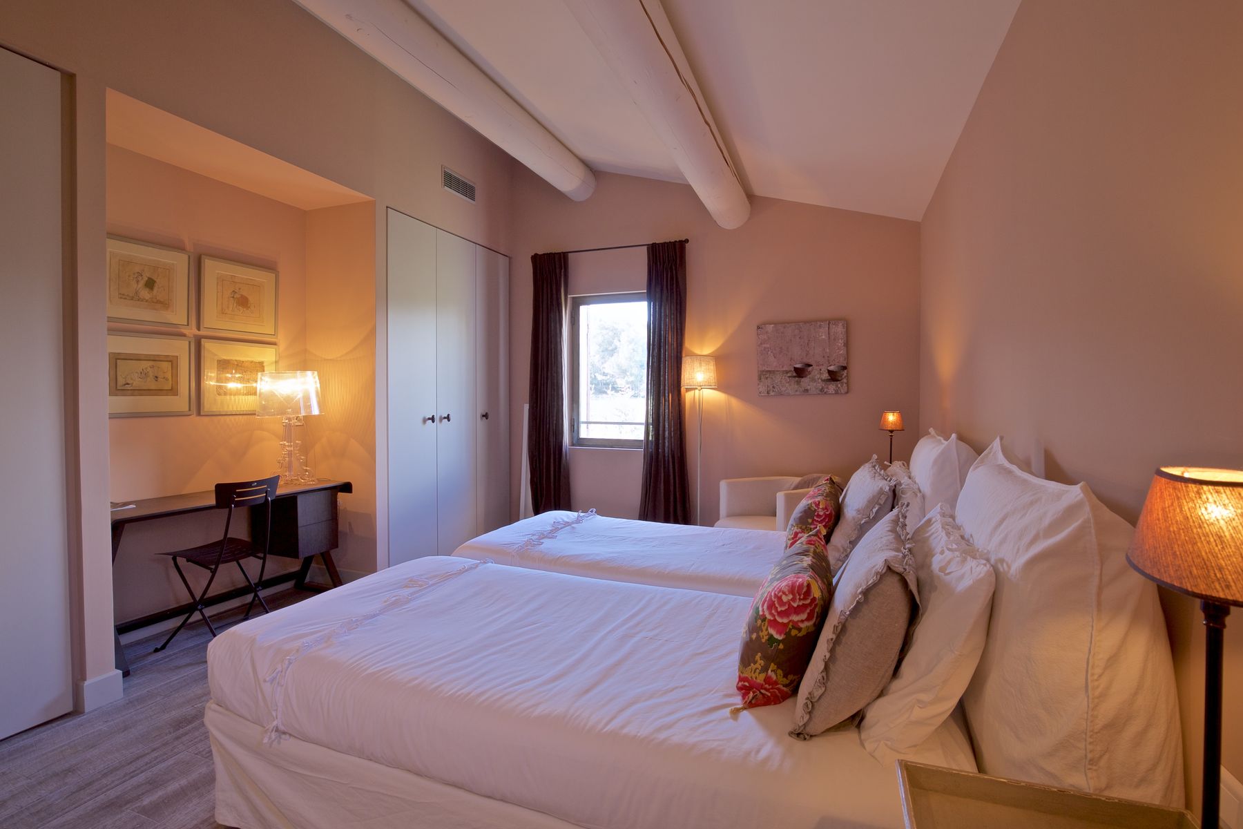 Mas des Randonneurs villa photo.