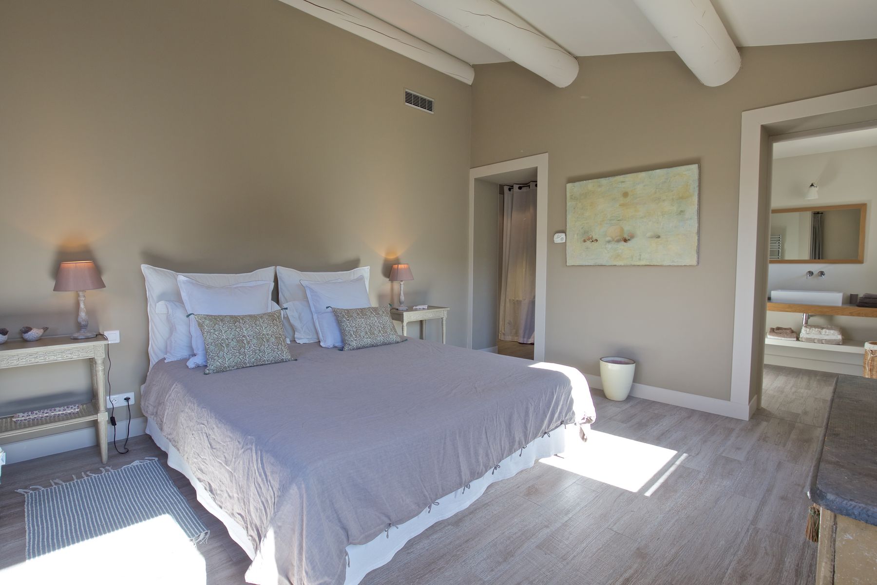 Mas des Randonneurs villa photo.