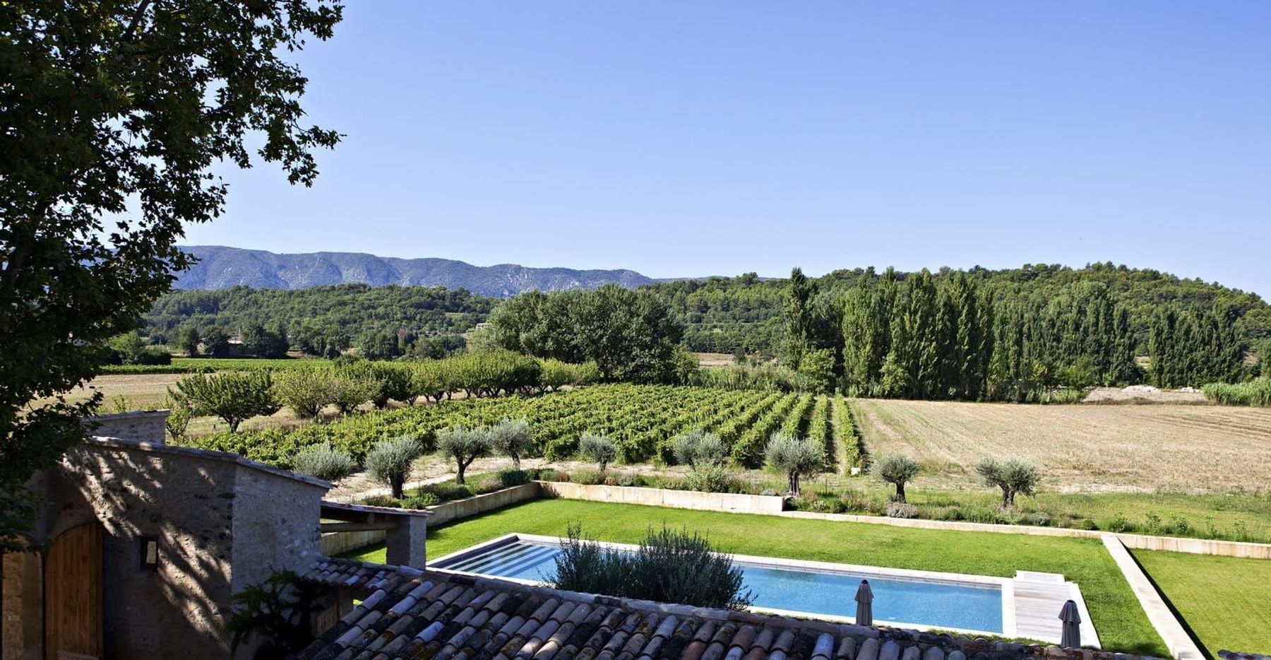 Bastide du Calavon villa photo.