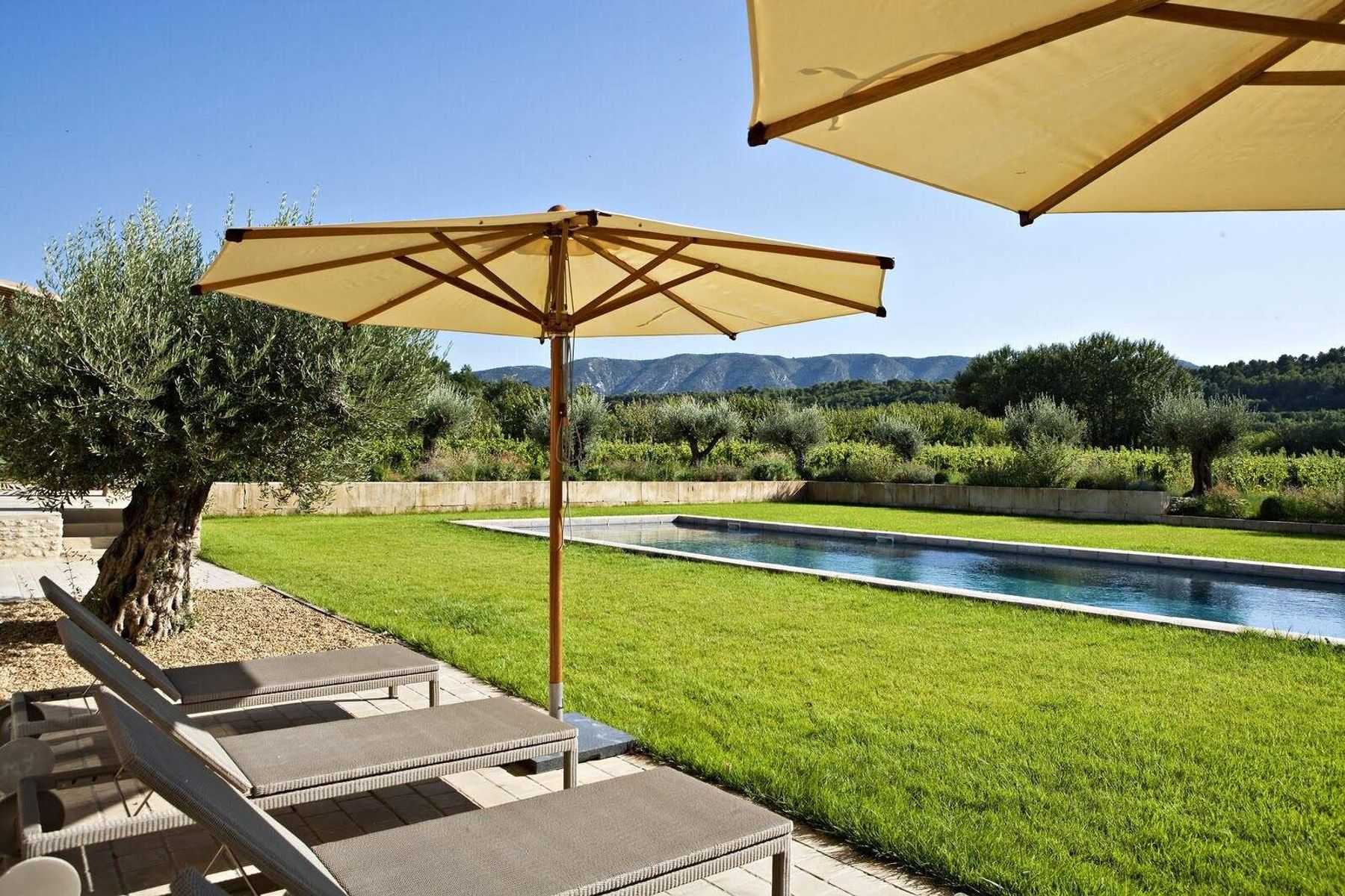 Bastide du Calavon villa photo.