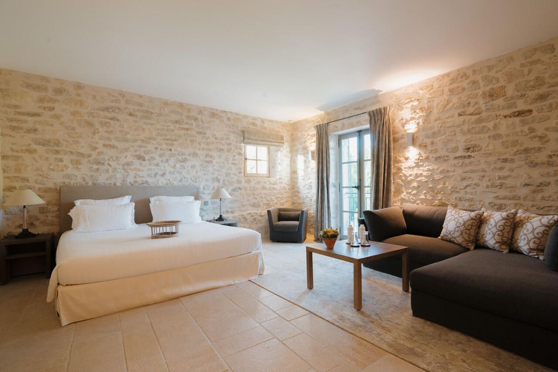 Bastide du Calavon villa photo.