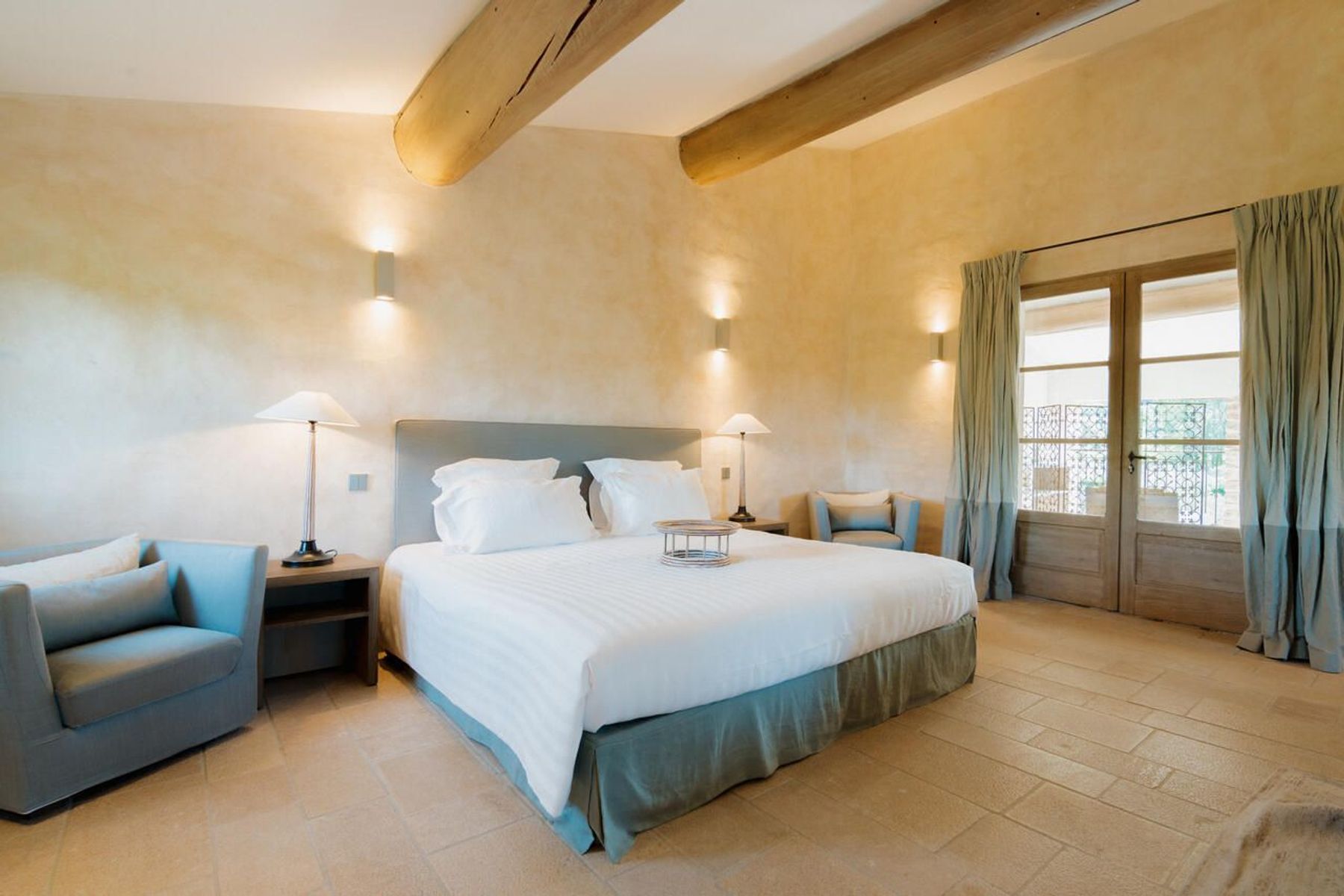 Bastide du Calavon villa photo.