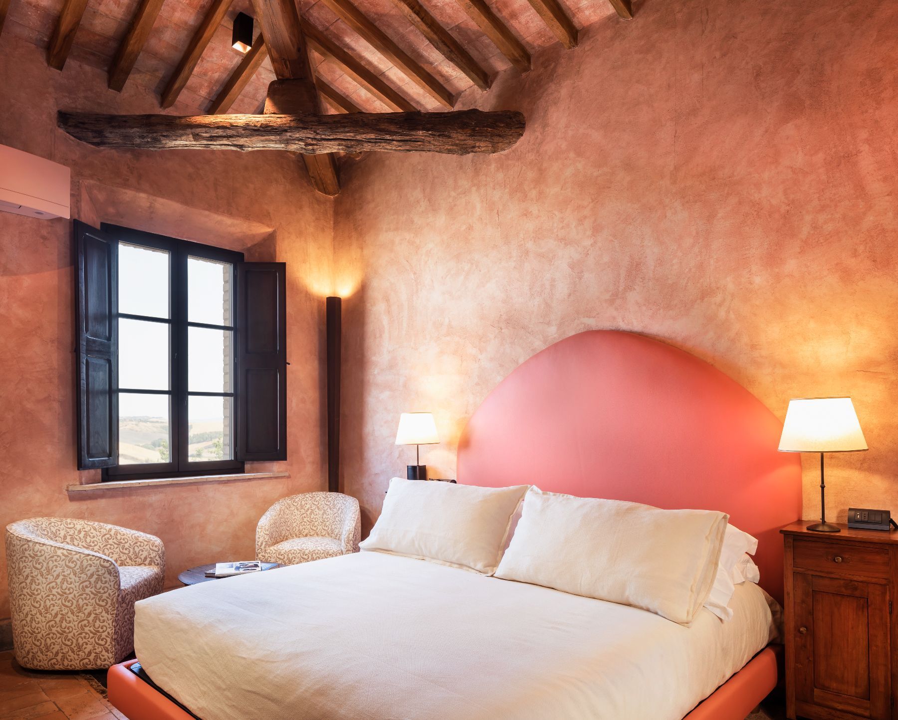 Le Crete villa photo.