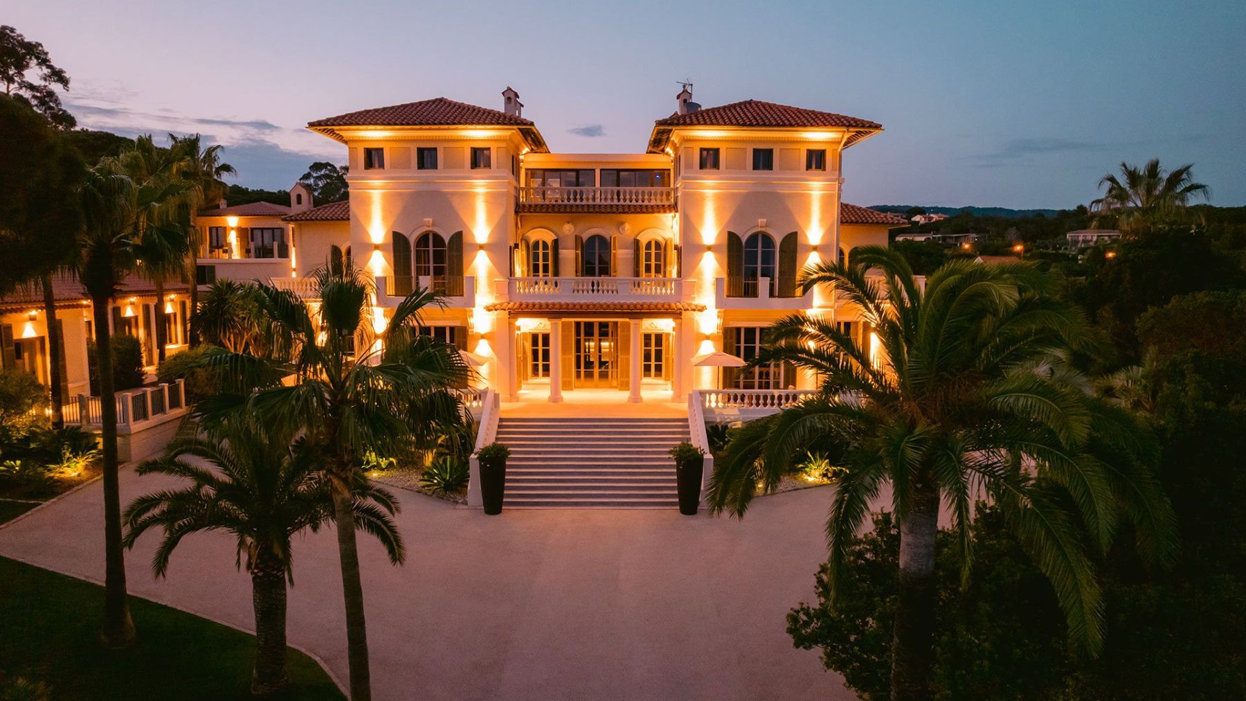 Villa Louise villa photo.