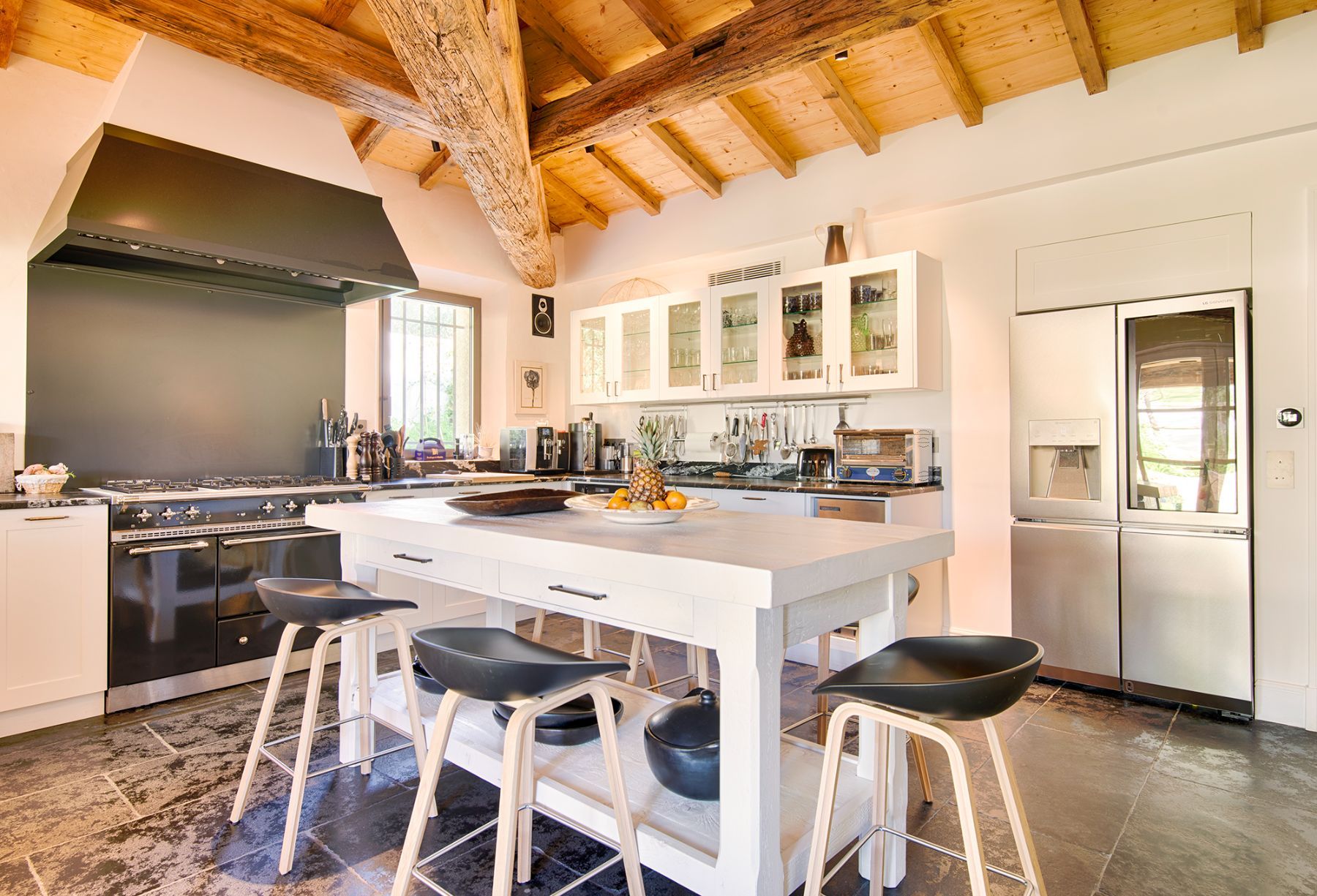 Mas Romance villa photo.