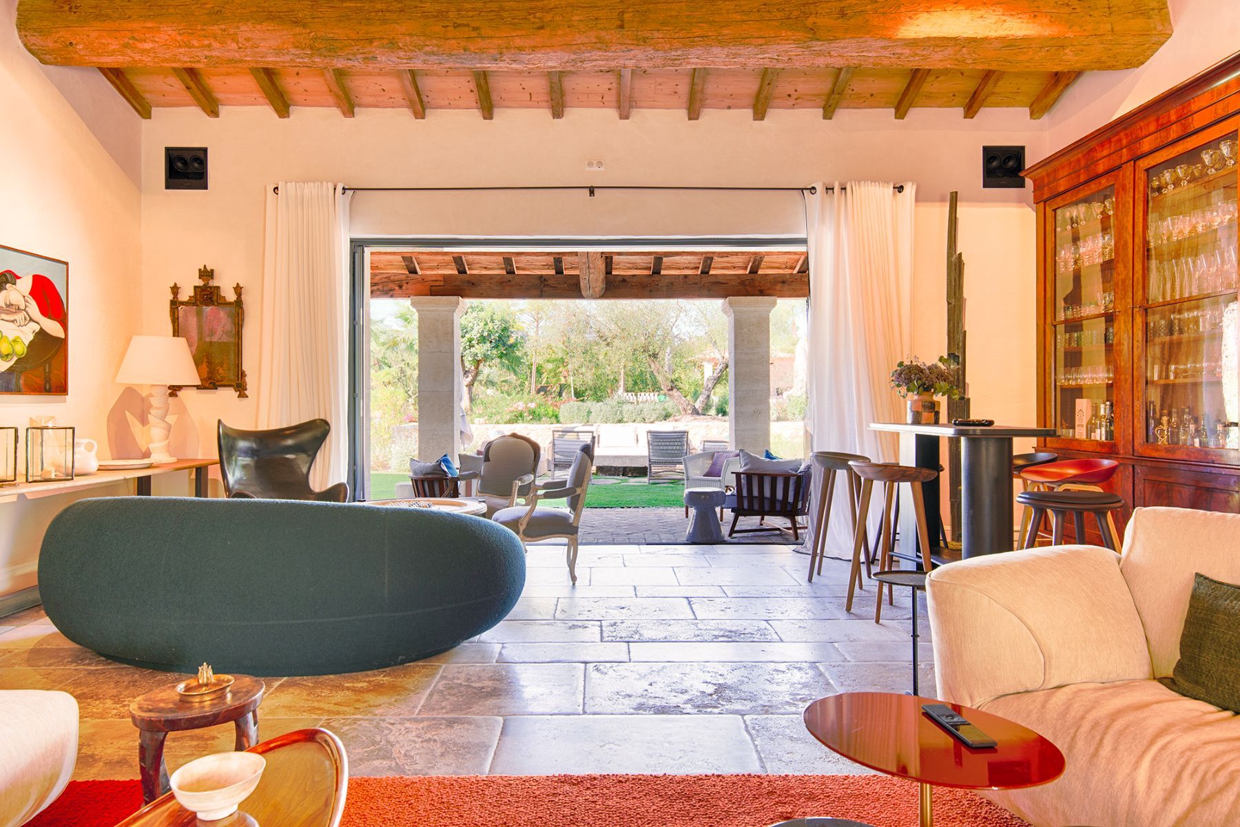 Mas Romance villa photo.