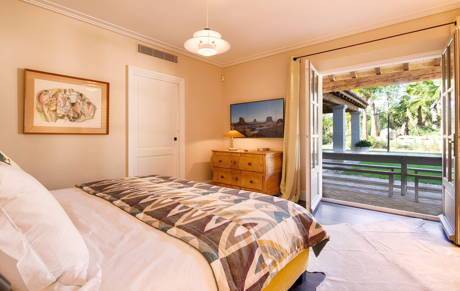 Mas Romance villa photo.