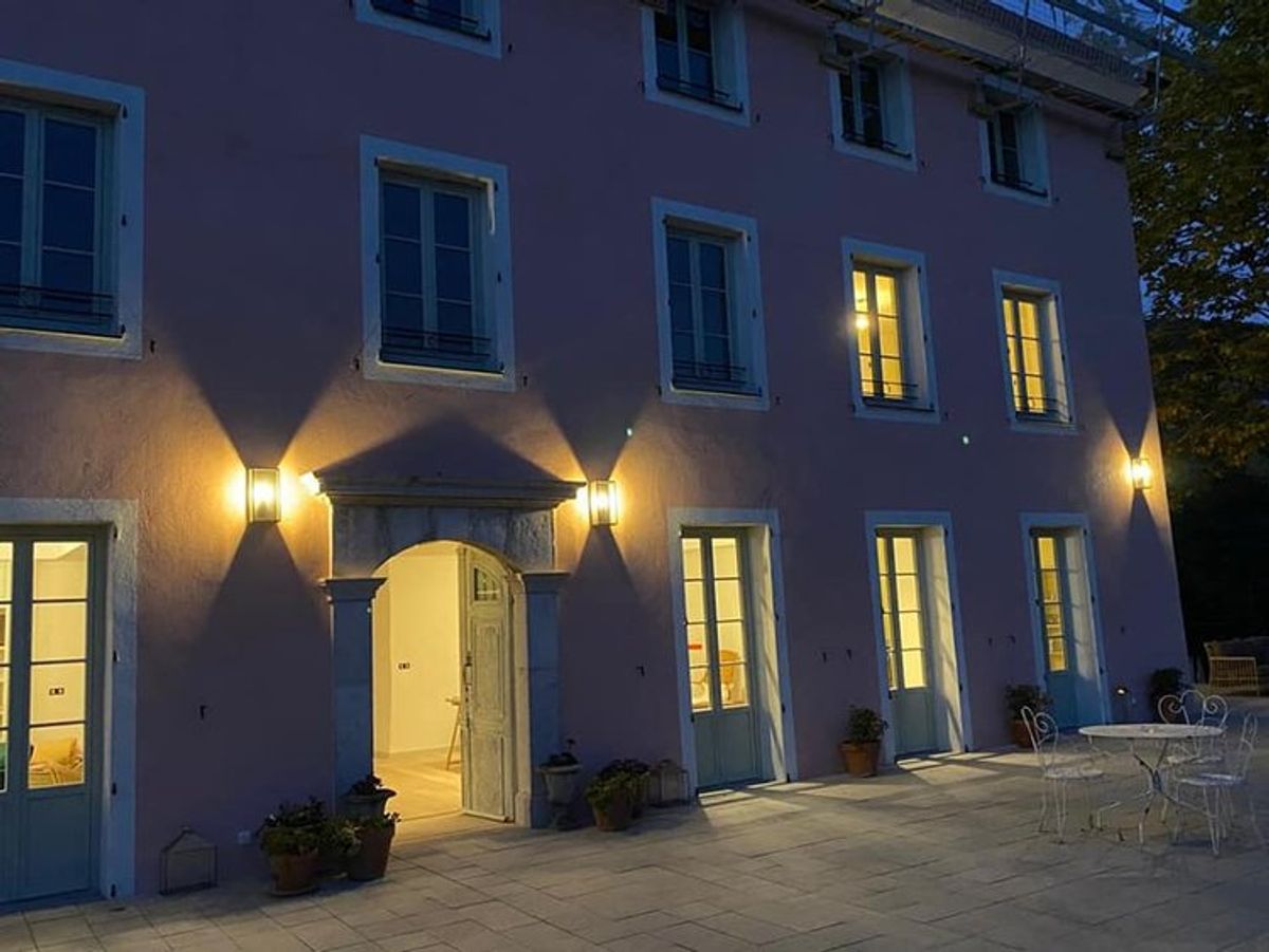 Rose Estate villa photo.