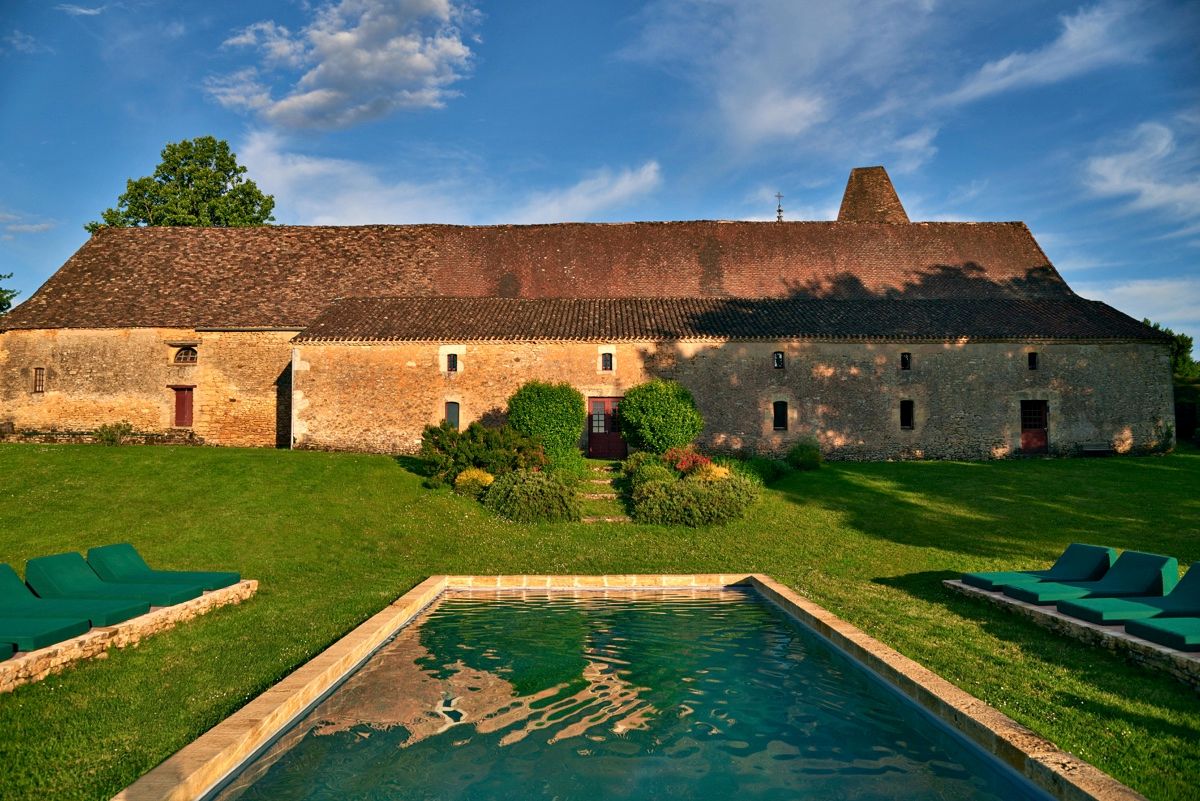 Chateau Urval villa photo.
