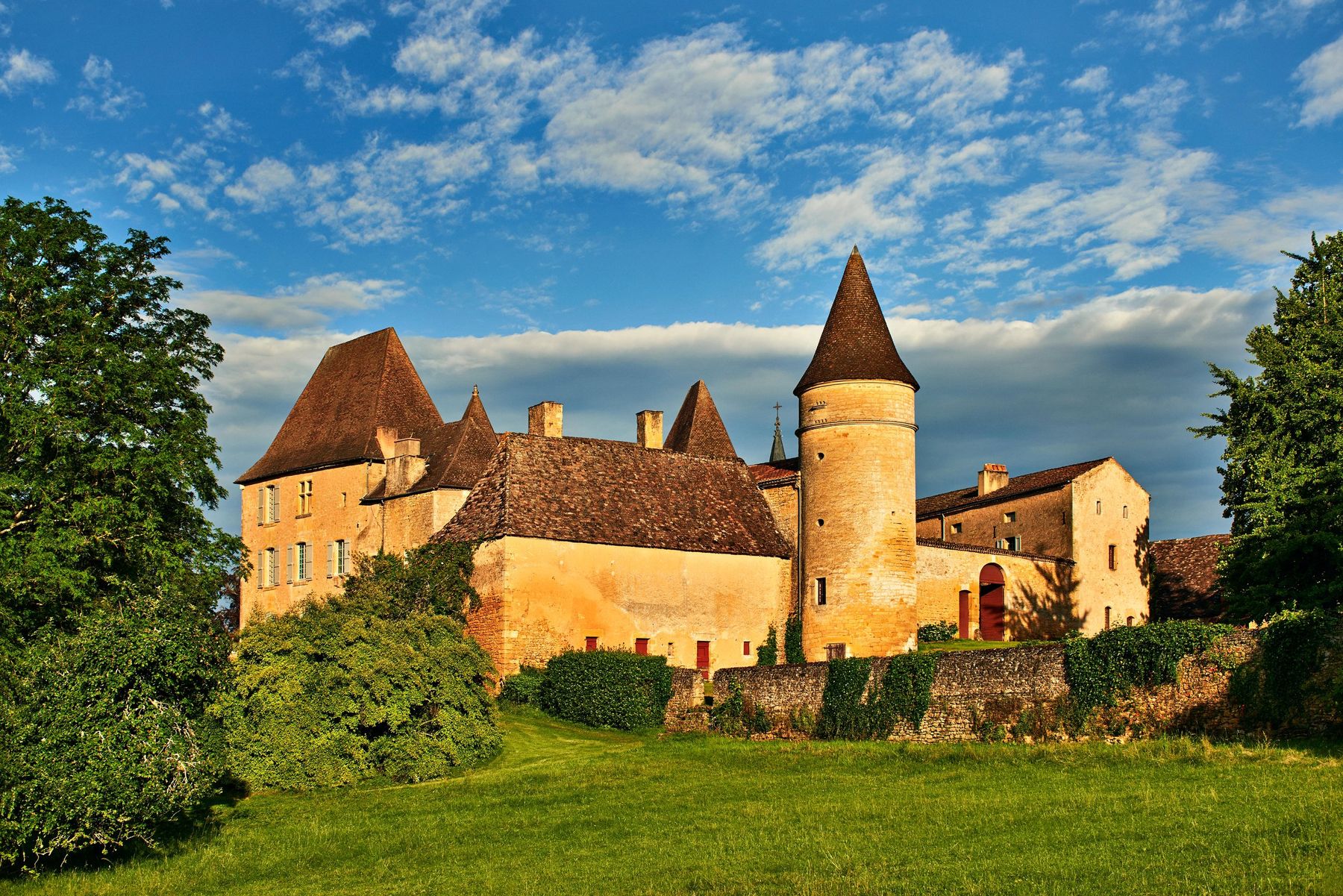 Chateau Urval villa photo.
