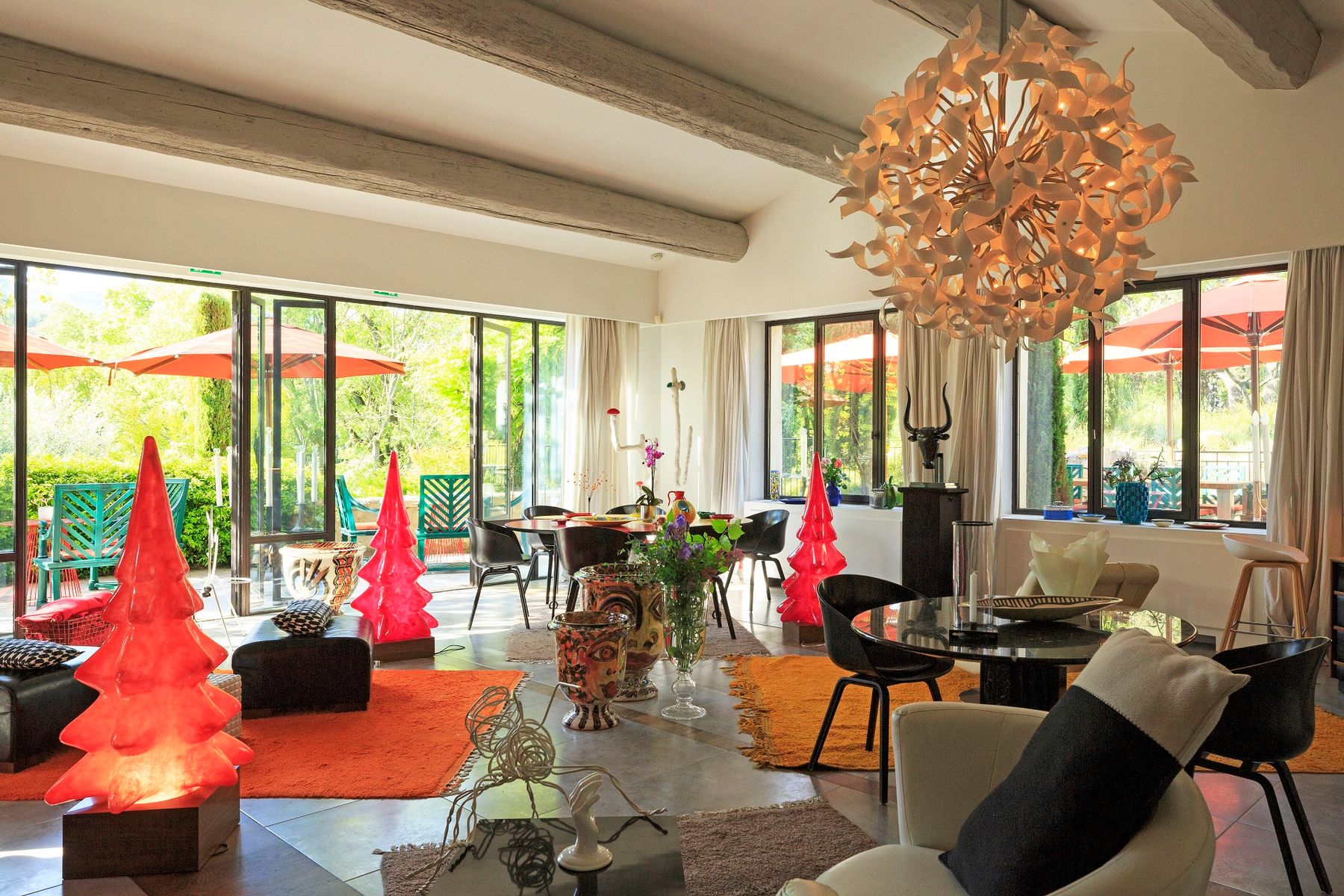 Mas des Eclats villa photo.