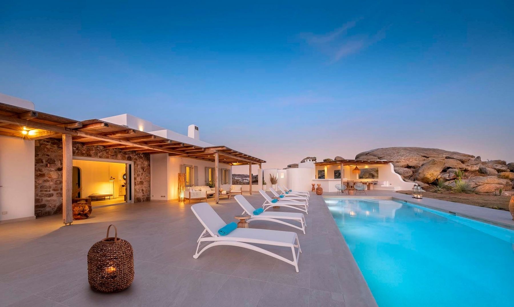 Frida villa photo.