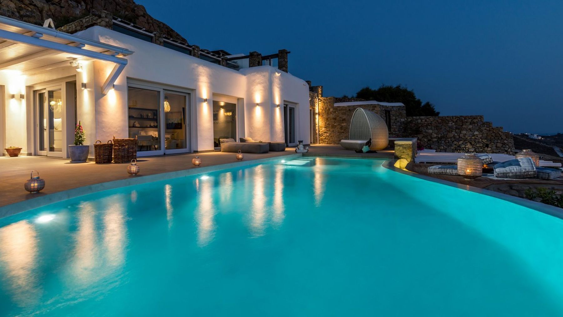 Dali villa photo.