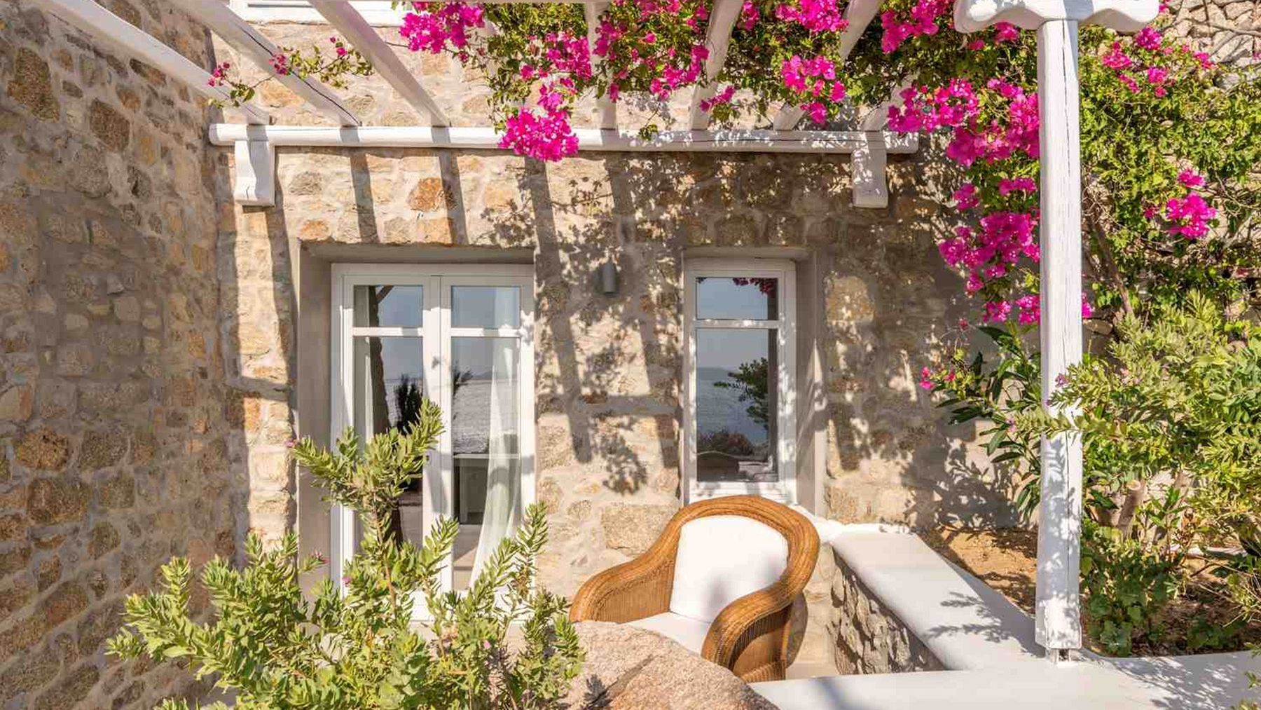 Dali villa photo.