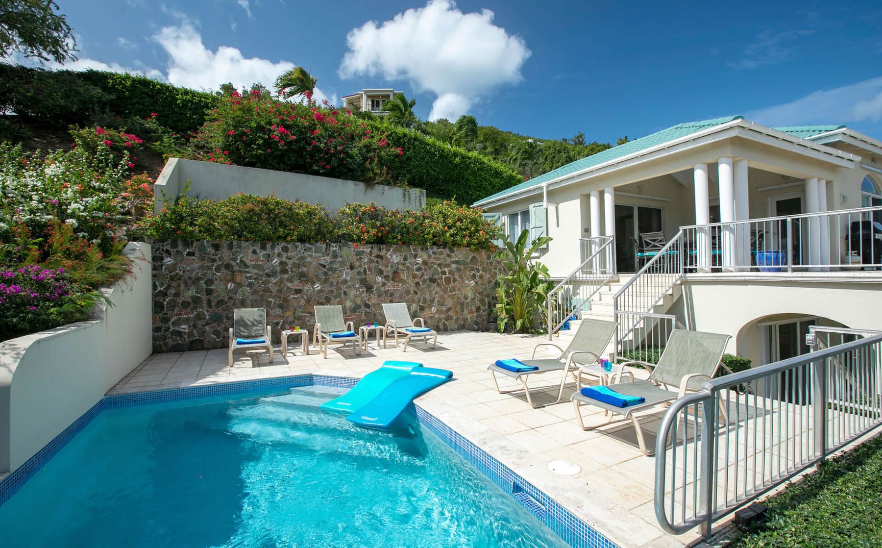 Southern Breeze villa photo.