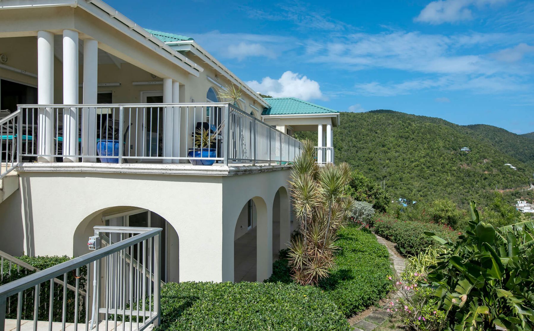 Southern Breeze villa photo.