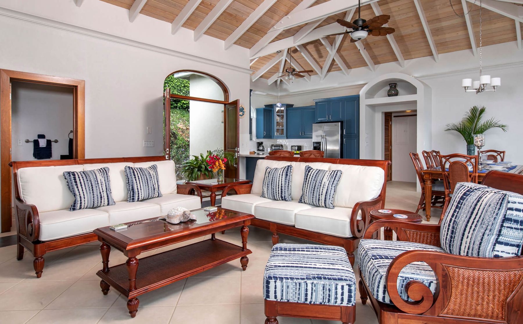 Southern Breeze villa photo.