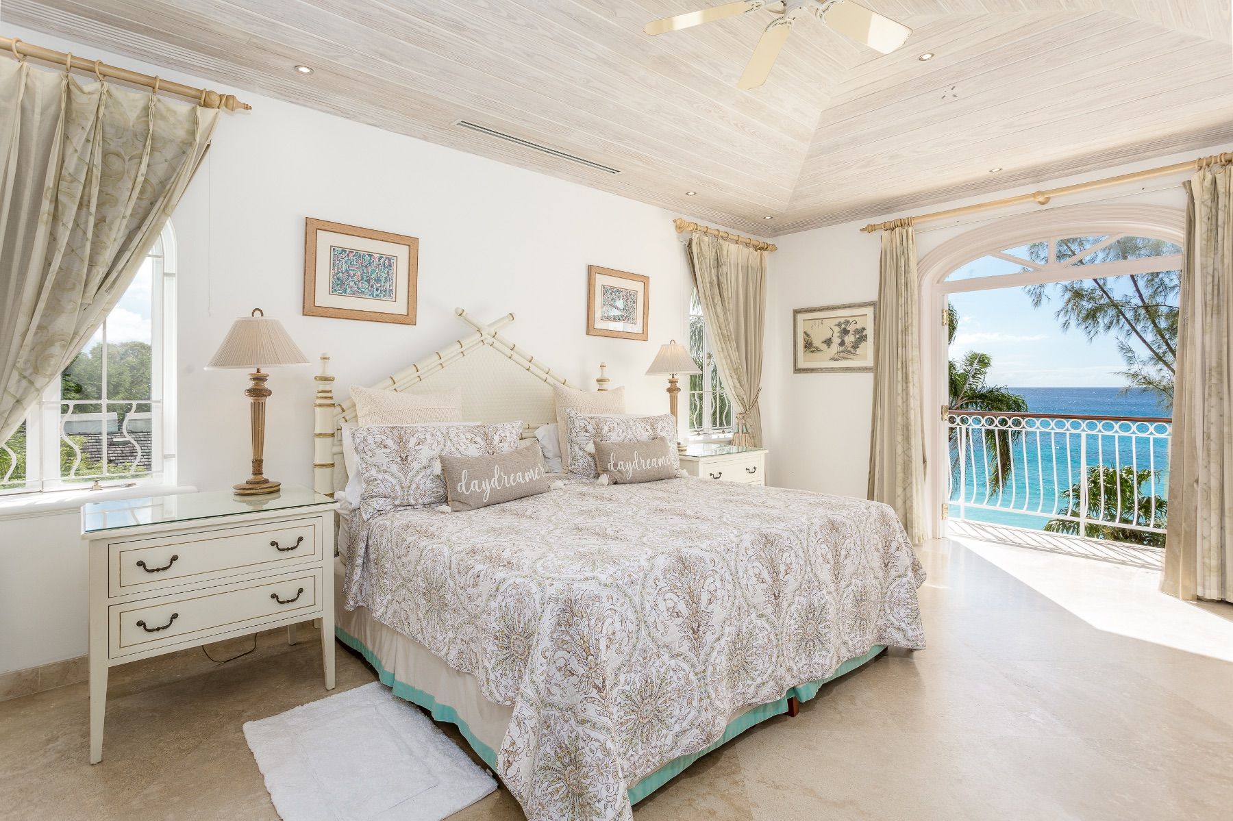 Hallidays at Old Trees villa photo.