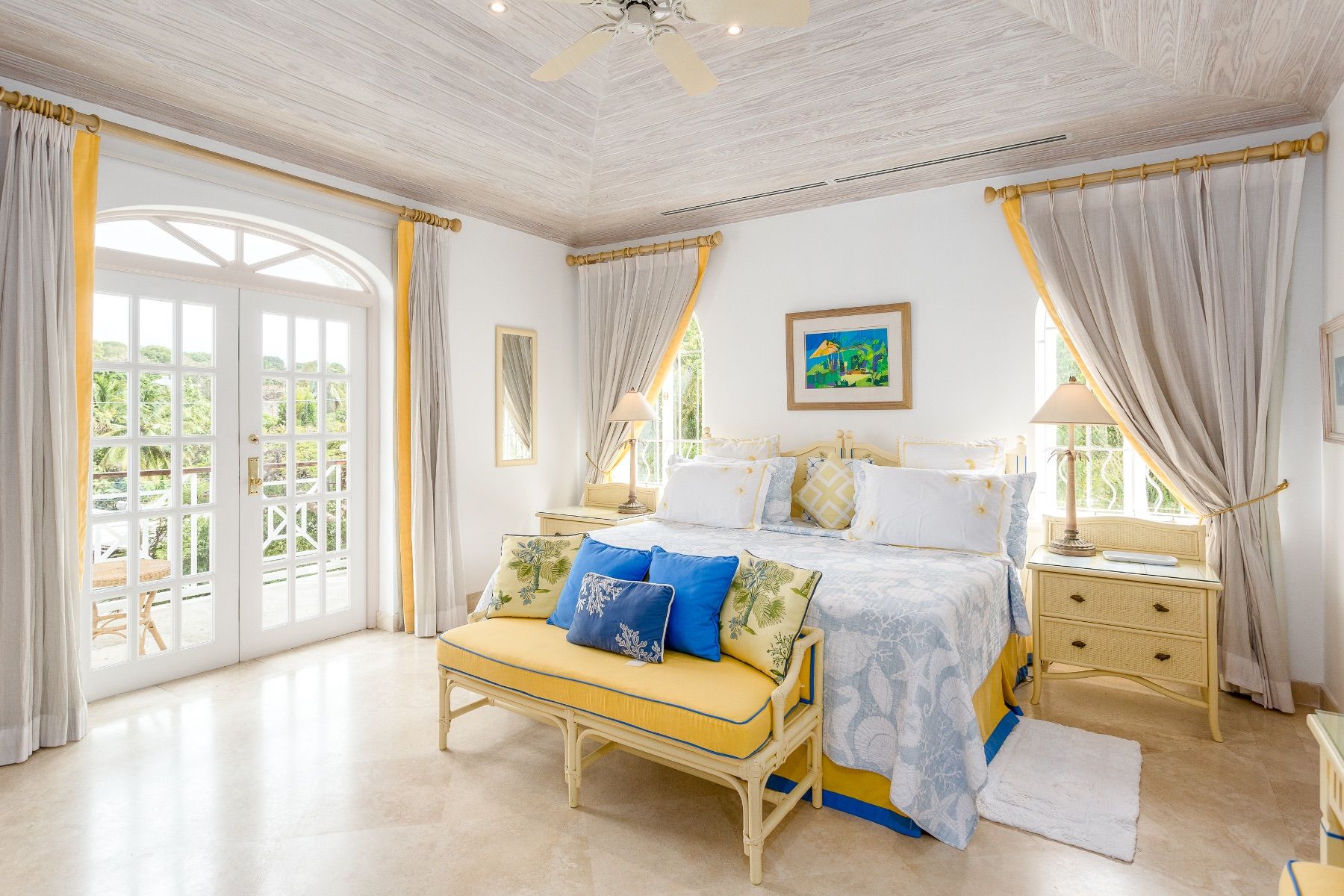 Hallidays at Old Trees villa photo.
