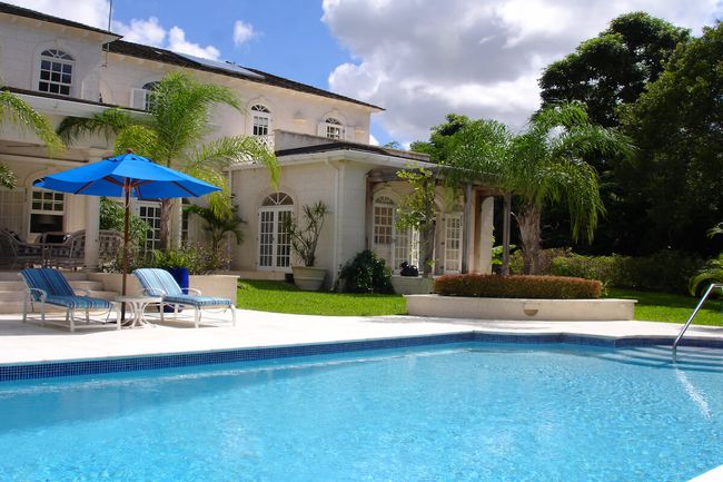 Saramanda Villa is located in Sandy Lane near golf and tennis facilities