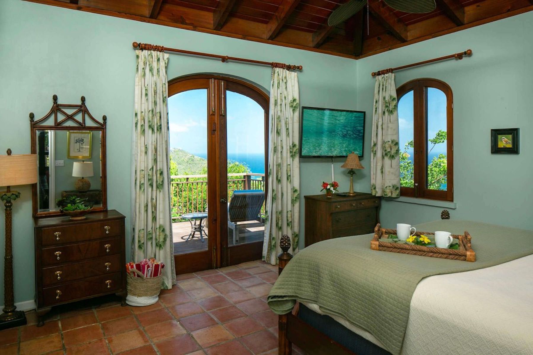Chateau La Tete Rouge Villa villa photo.